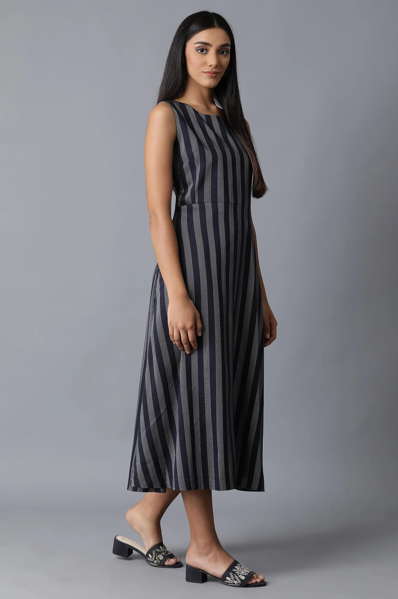Dark Blue Sleeveless Woven Dress - Image 4