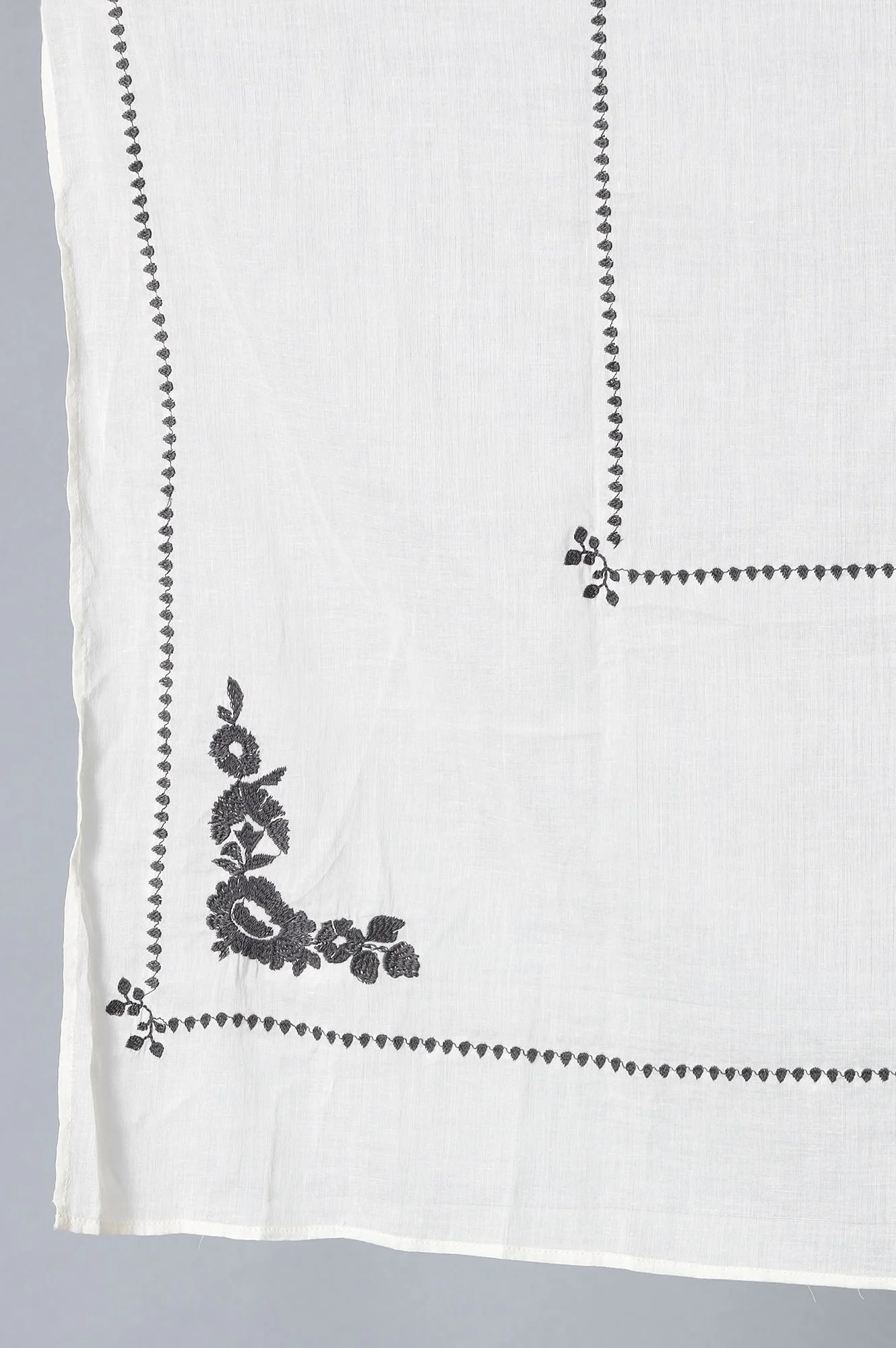 Ecru Embroidered Dupatta - Image 4