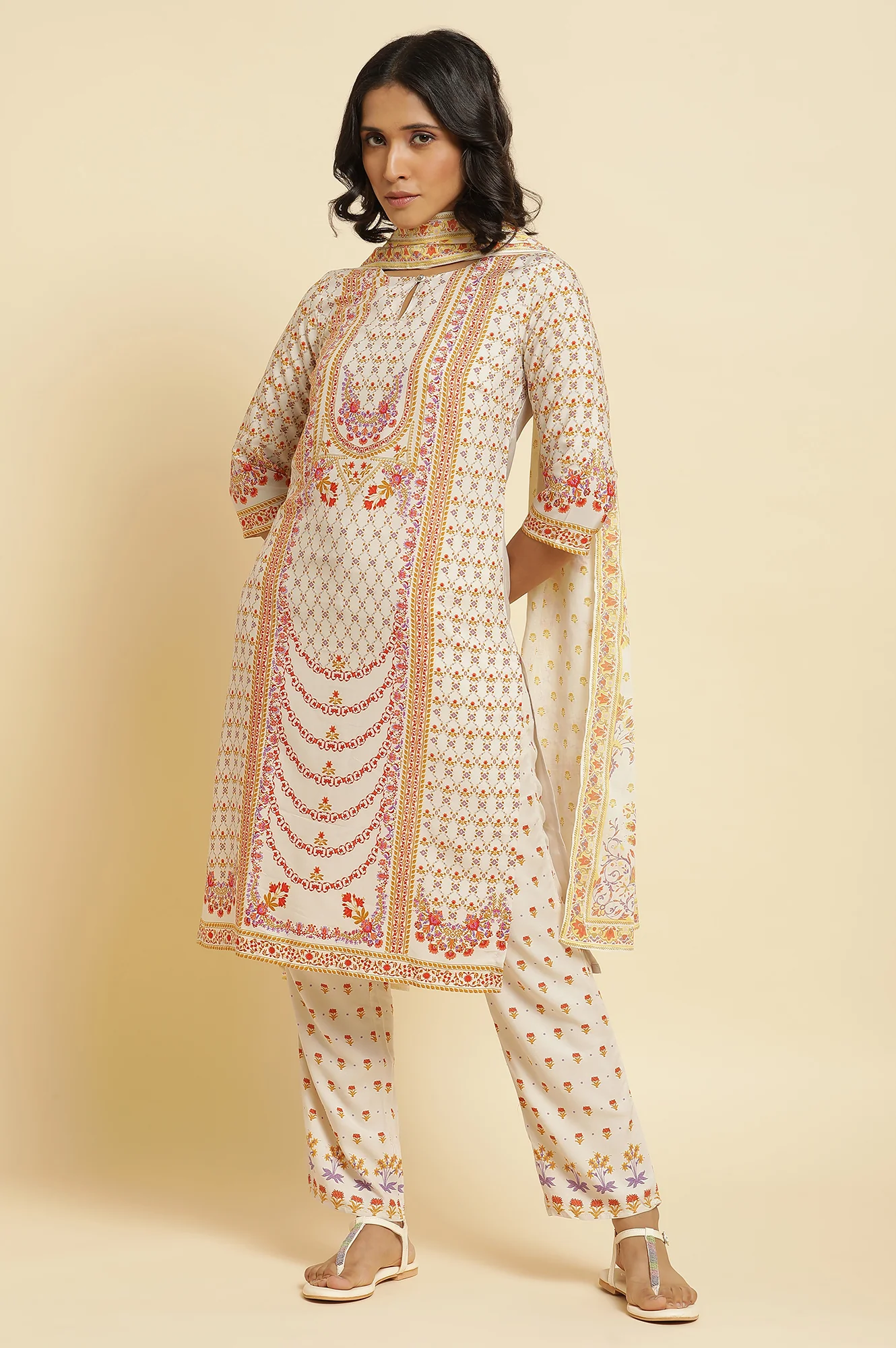 Ecru Floral Printed Kurta, Pants & Dupatta Set - Image 2