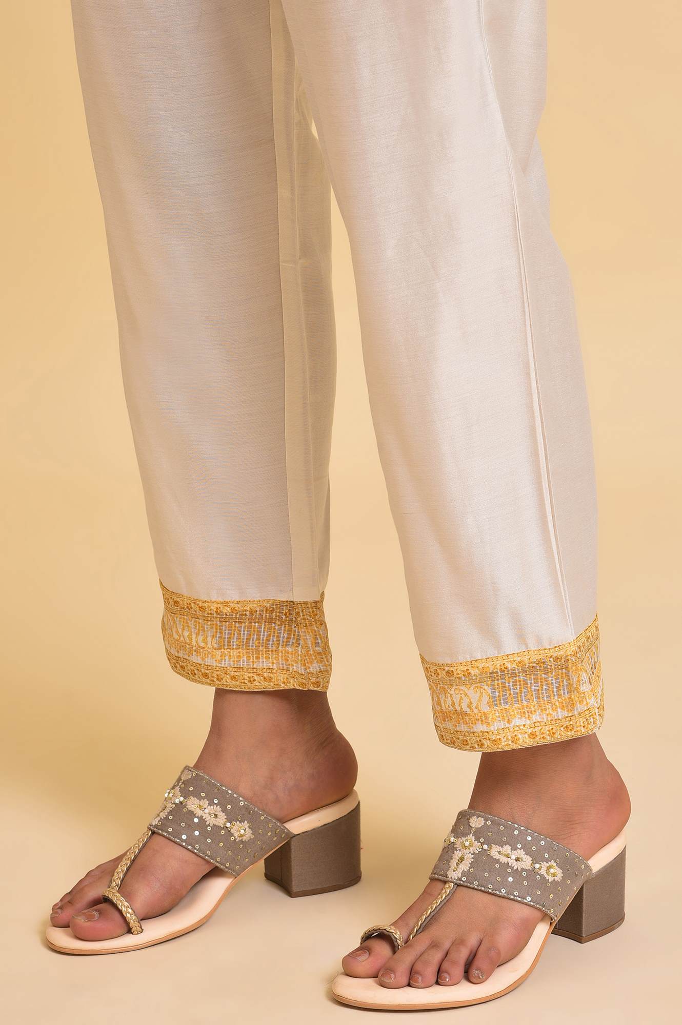 Ecru Mock Layer Printed Kurta & Straight Pants Set - Image 8