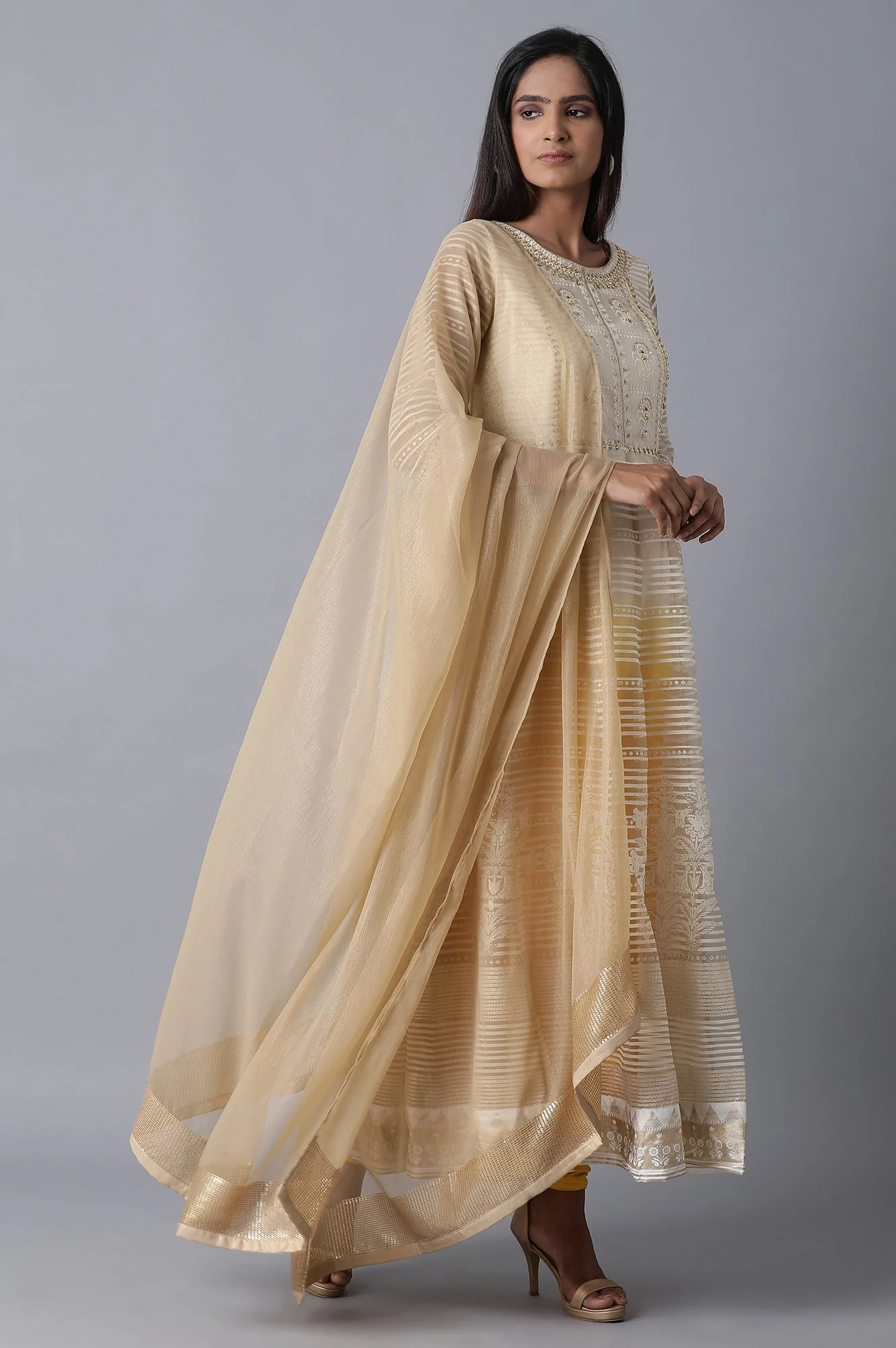 Gold Chiffon Drape - Image 2