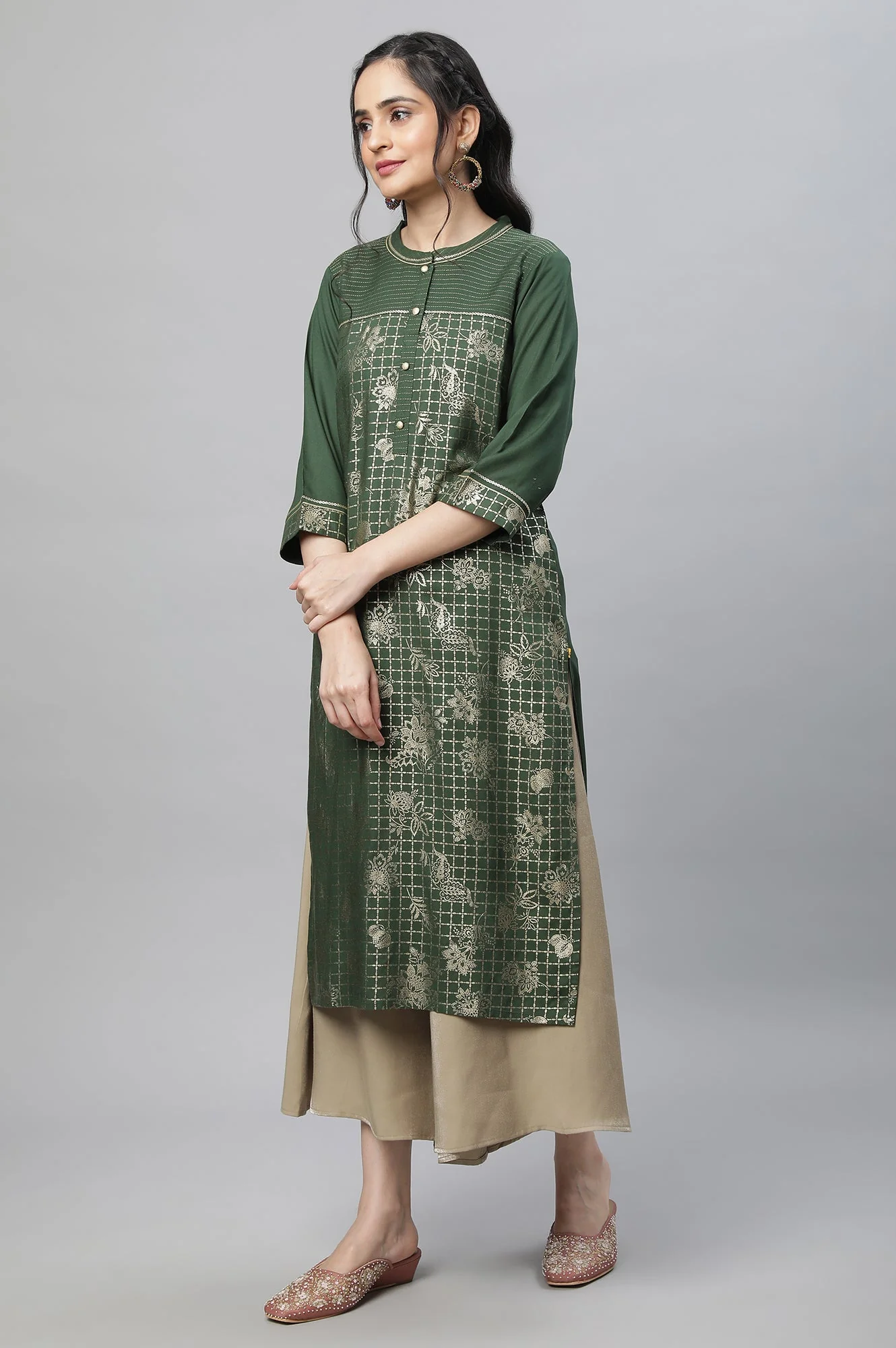Gold Solid Flared Rayon Culottes With Slip On Closure - Image 5