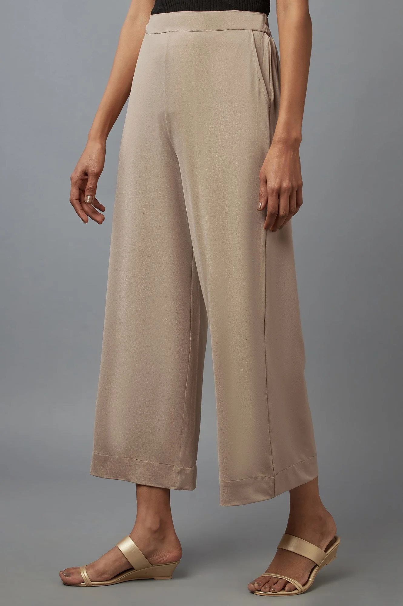 Gold Solid Straight Fit Palazzo With Side Pockets - Image 5
