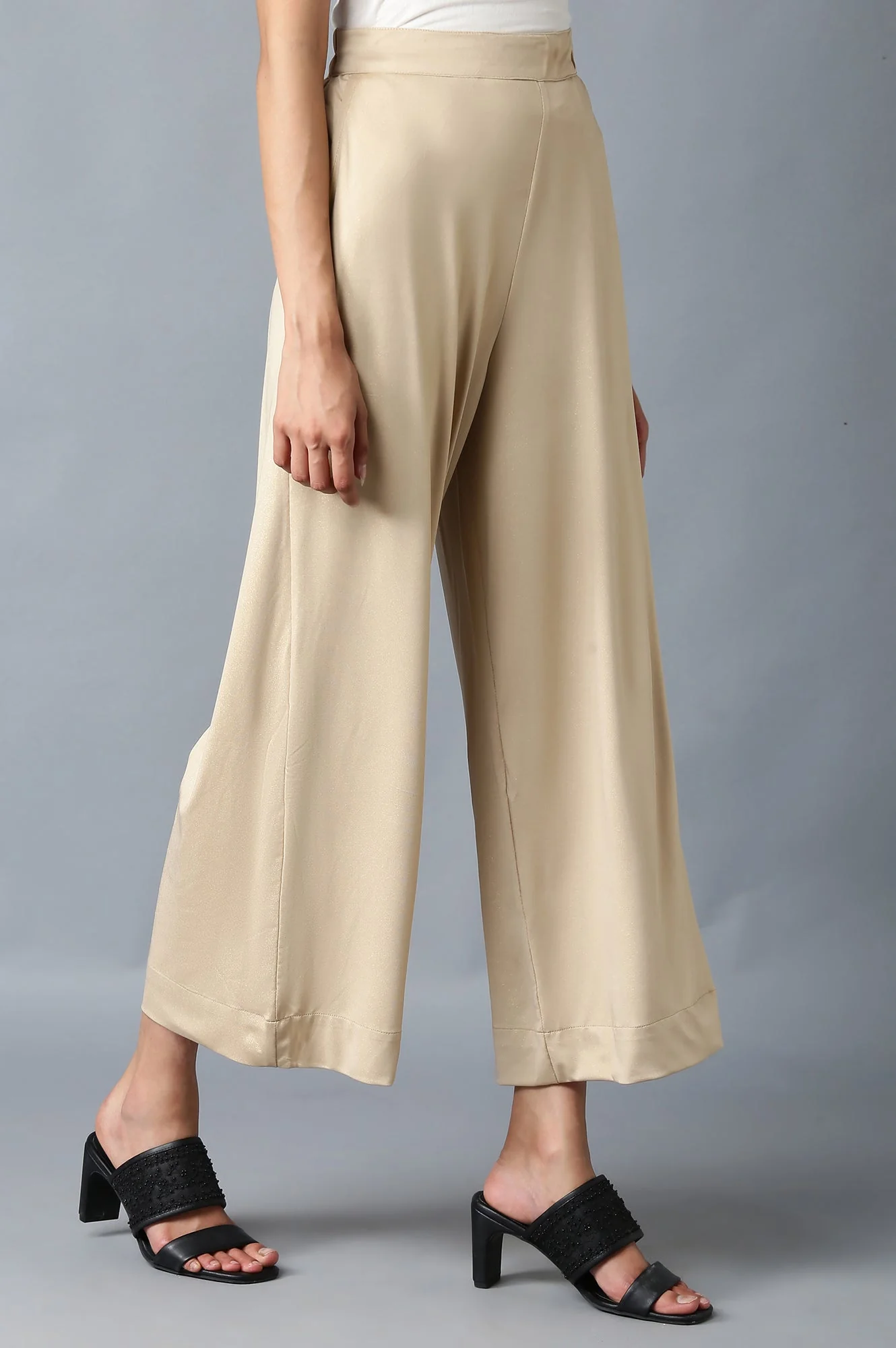Gold Solid Straight Fit Palazzo With Side Pockets - Image 8
