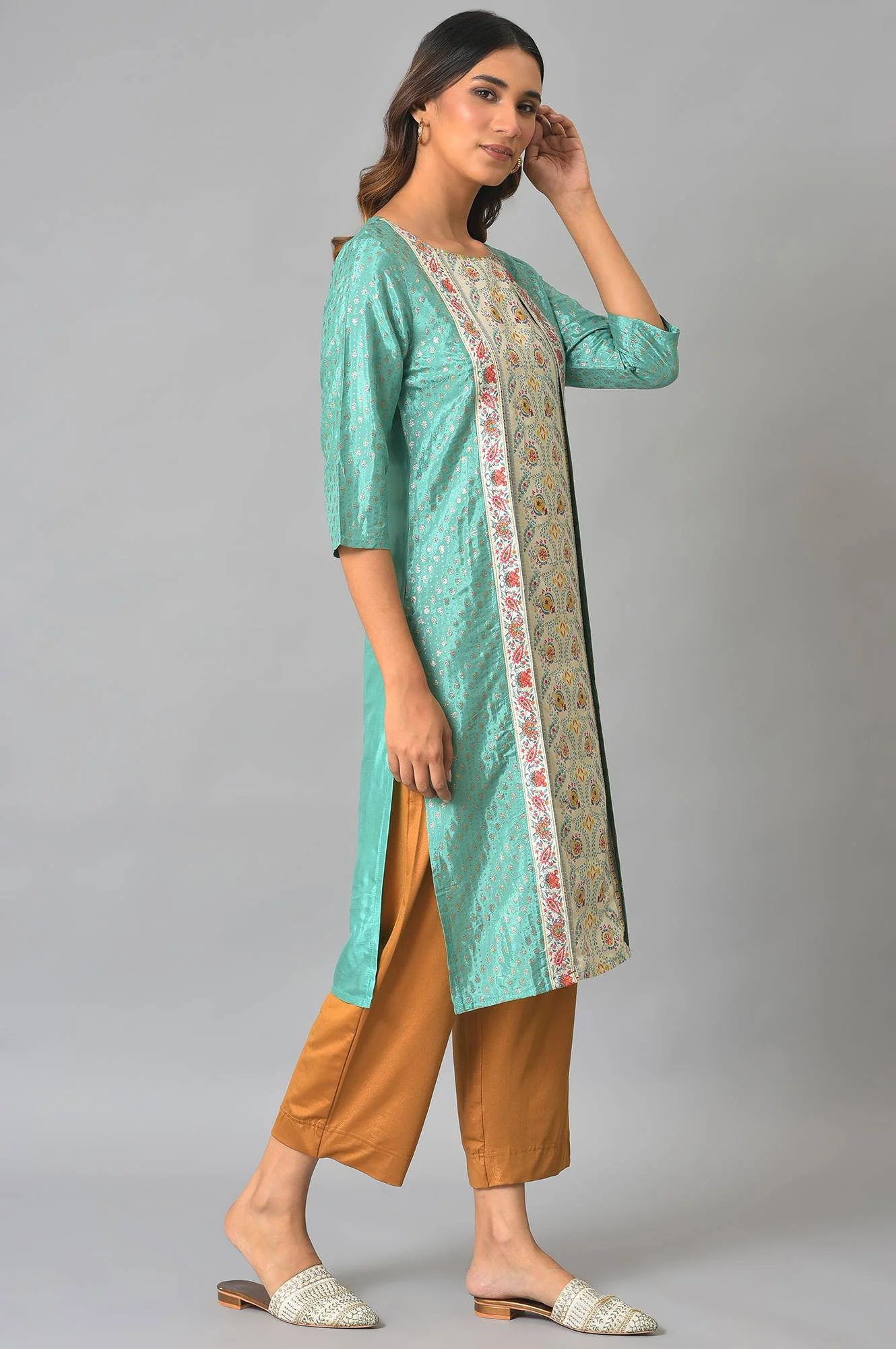 Green And Ecru Mock Layered Printed Plus Size kurta - Image 4