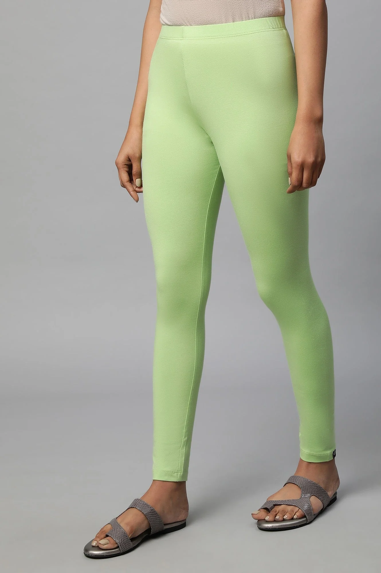 Light Green Solid Skinny Fit Cotton Tights With Elasticated Waist - Image 3