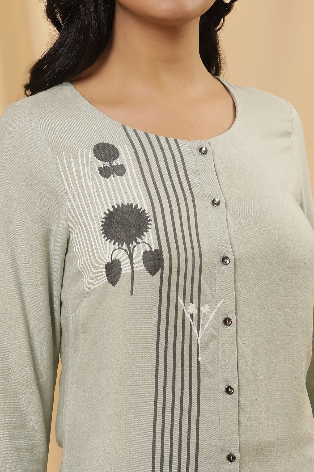 Green Printed Button Down Kurta And Pants Set - Image 7