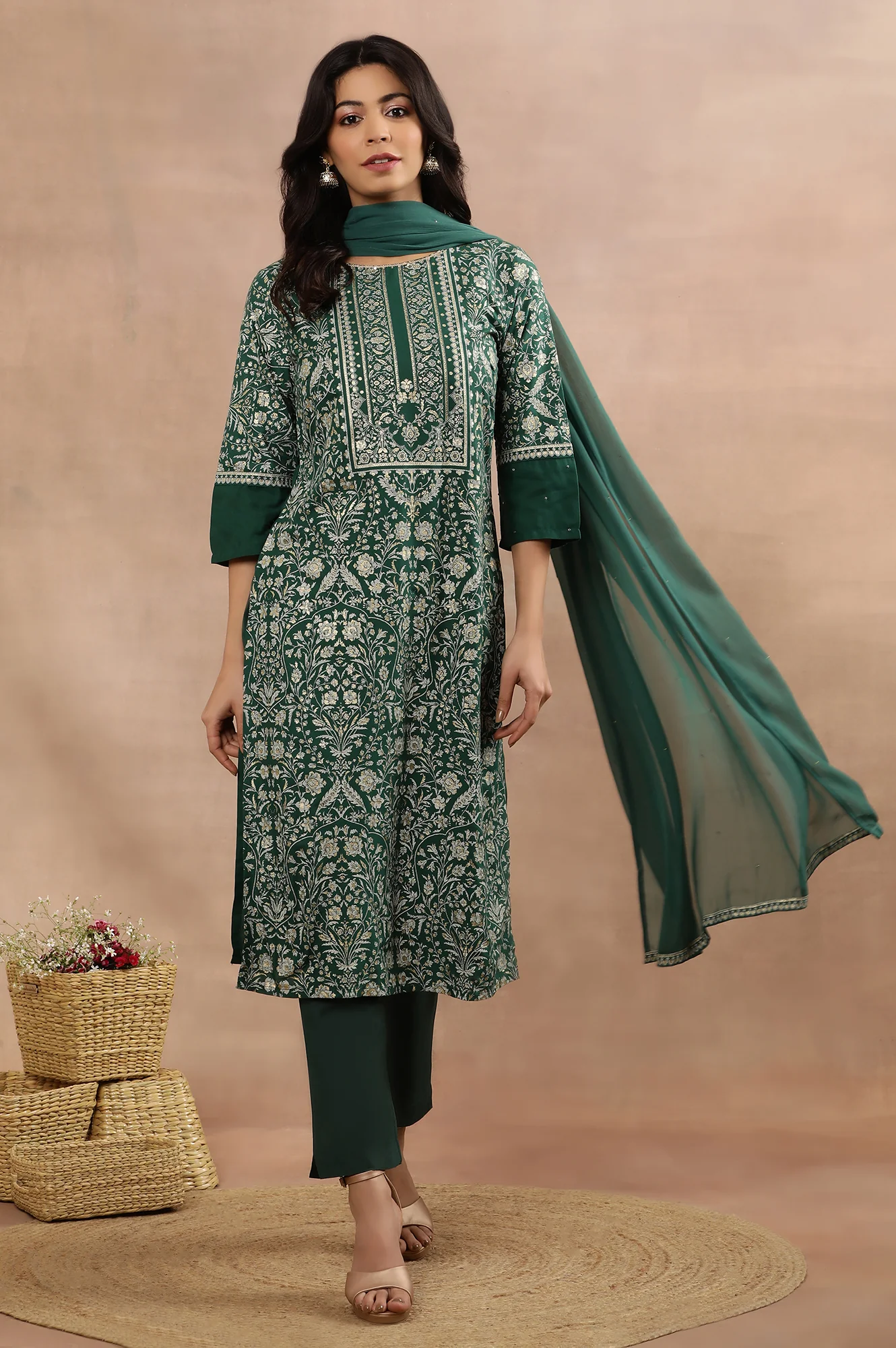 Green Printed Embellished Kurta, Pants And Dupatta Set - Image 2
