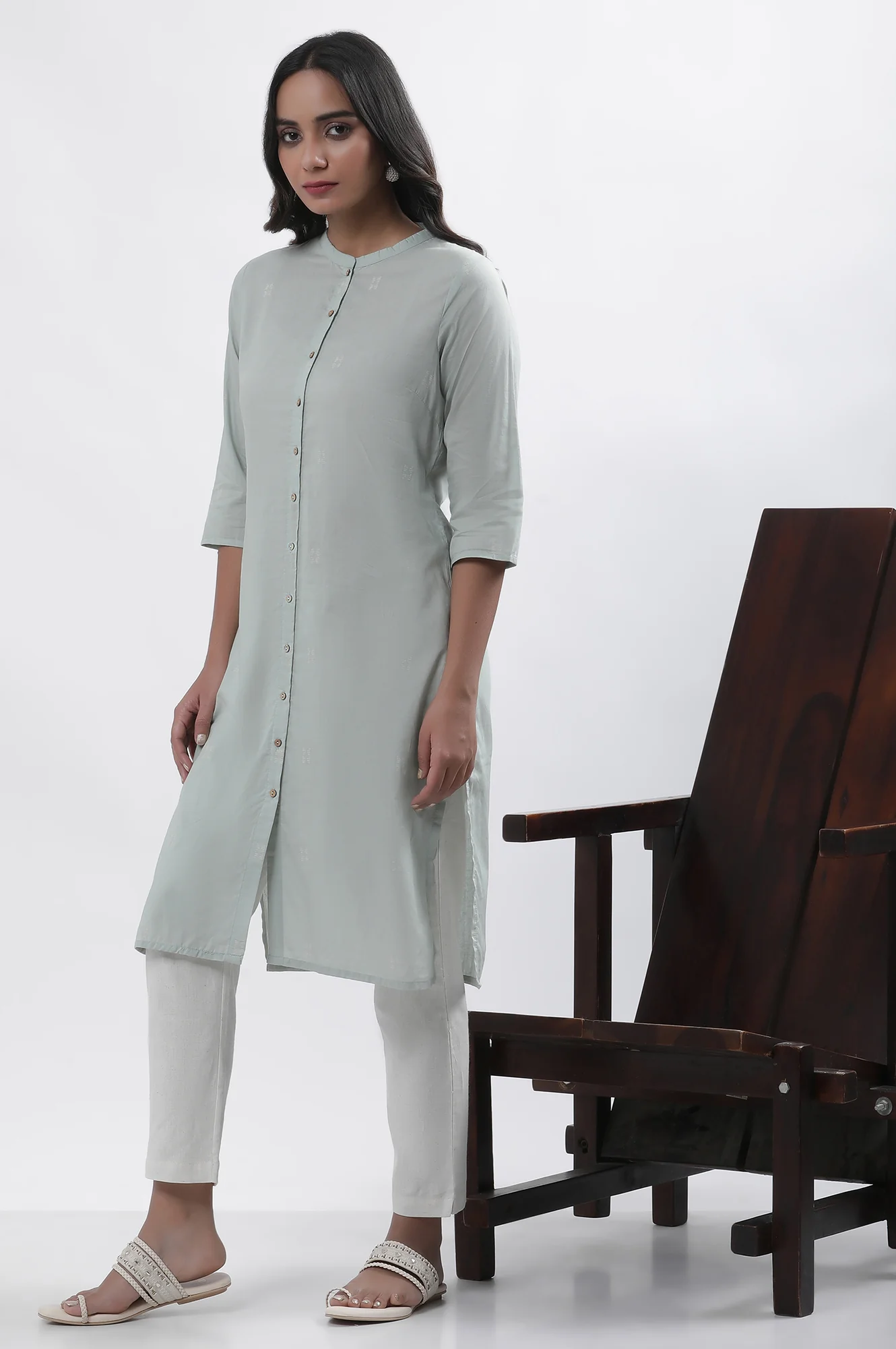 Green Printed Mandarin Collar Kurta And Pants Set - Image 3