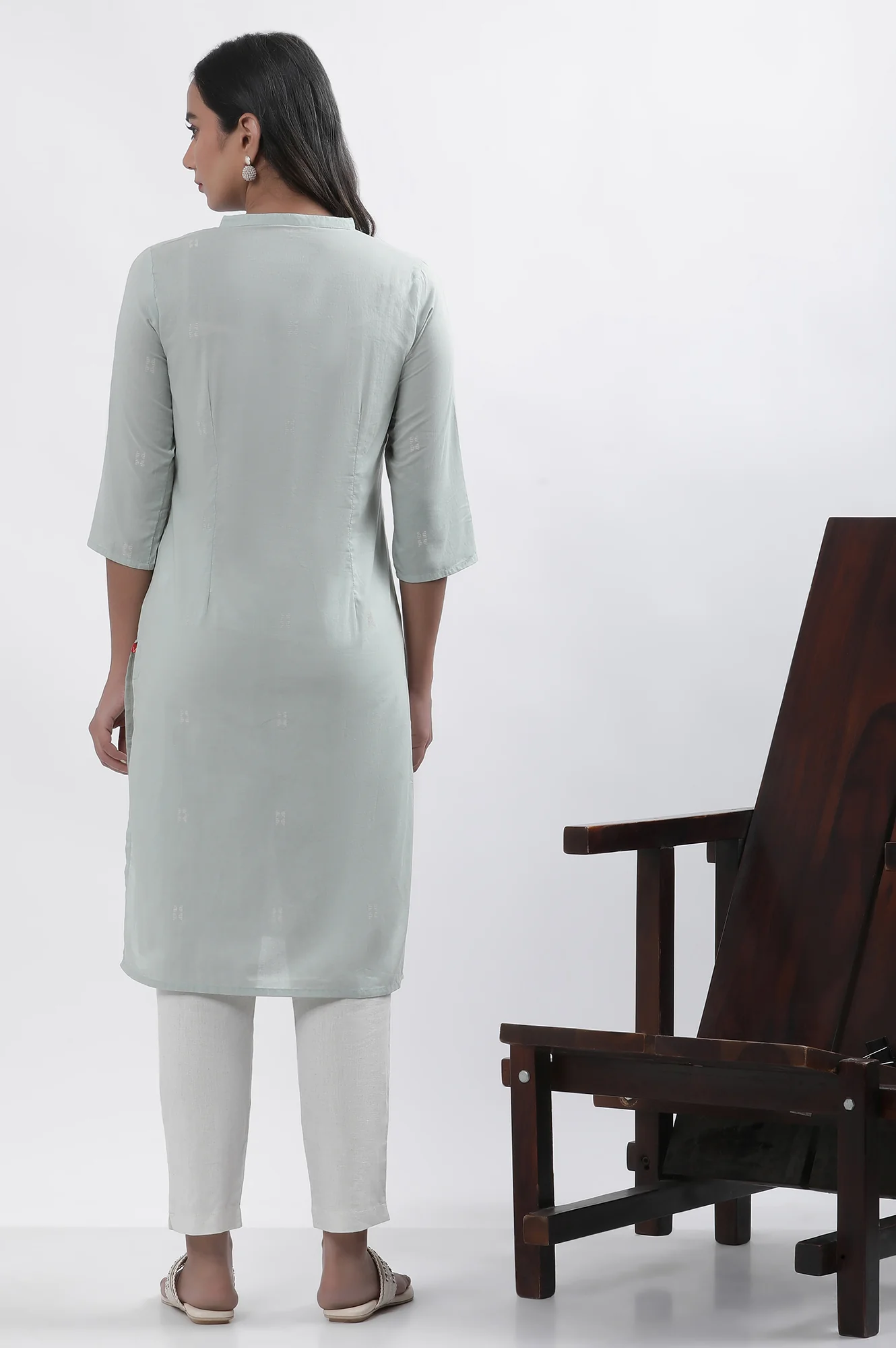 Green Printed Mandarin Collar Kurta And Pants Set - Image 4
