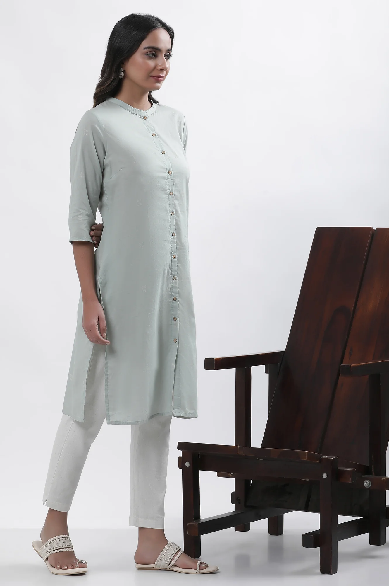 Green Printed Mandarin Collar Kurta And Pants Set - Image 5
