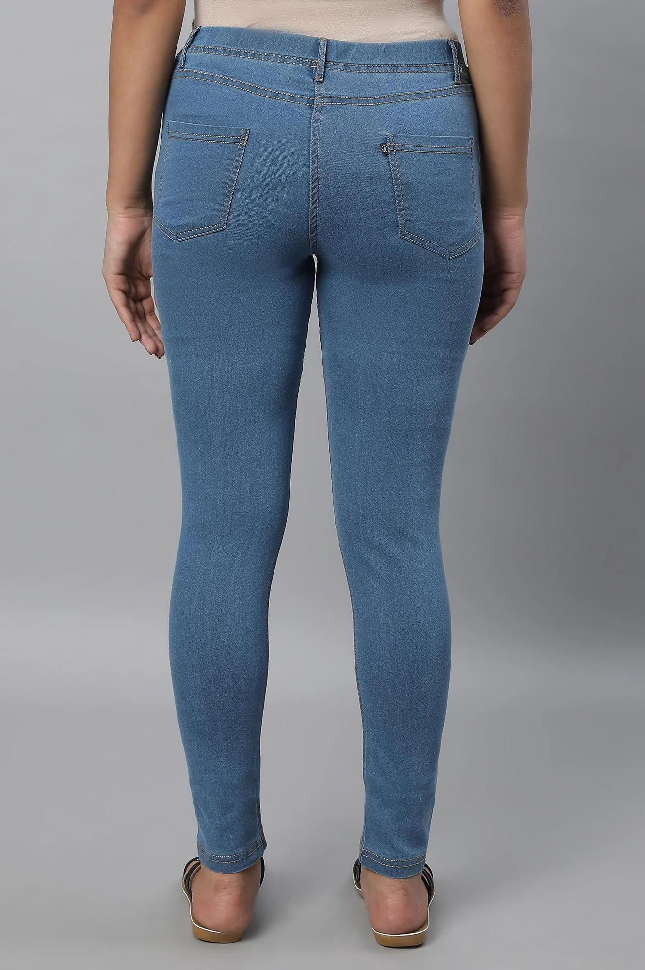 Ice Blue Solid Skinny-fit Denim Jeggings with Slip-On Closure - Image 2