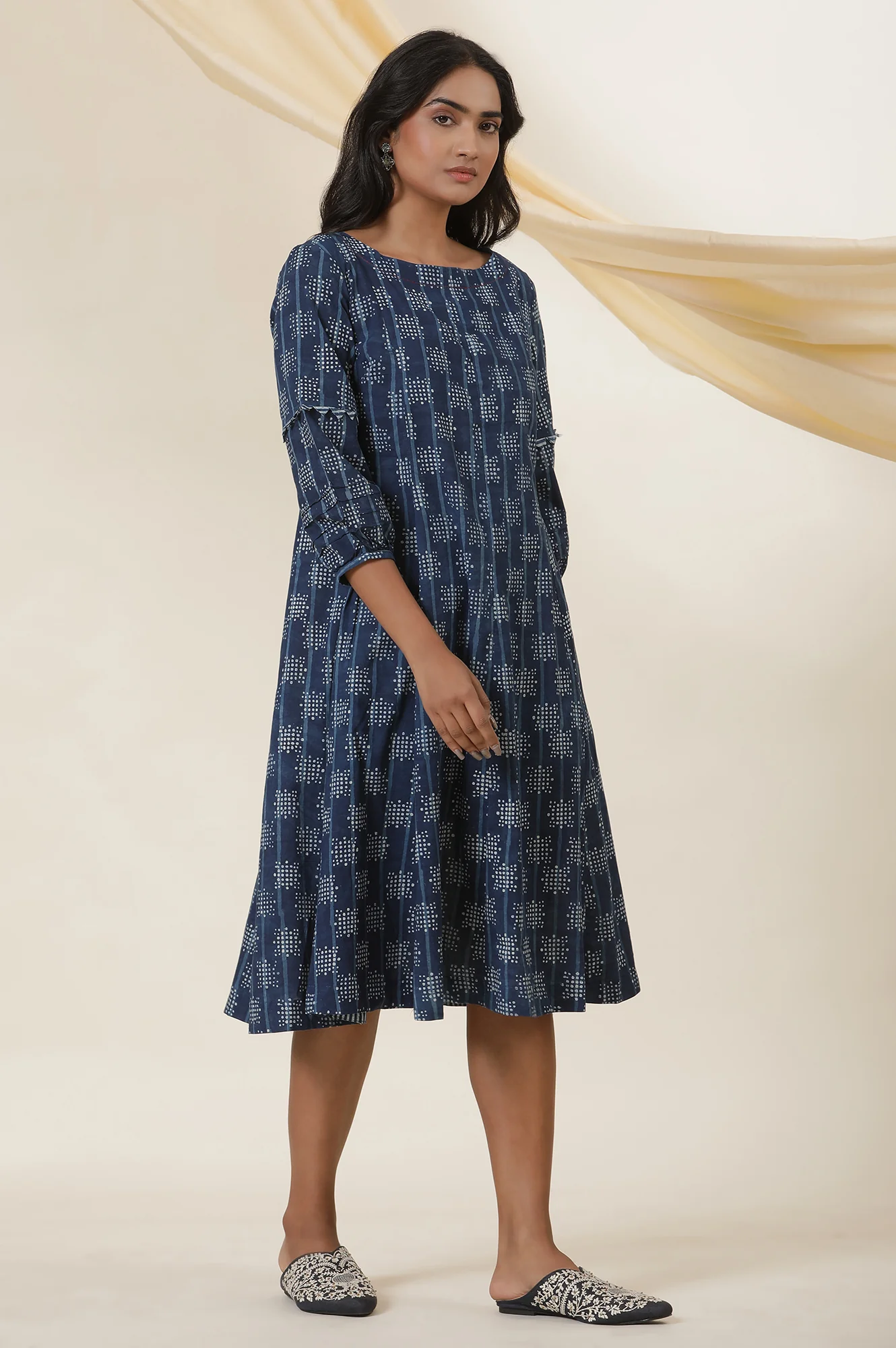 Indigo Dot Print Round Neck Flared Dress - Image 5