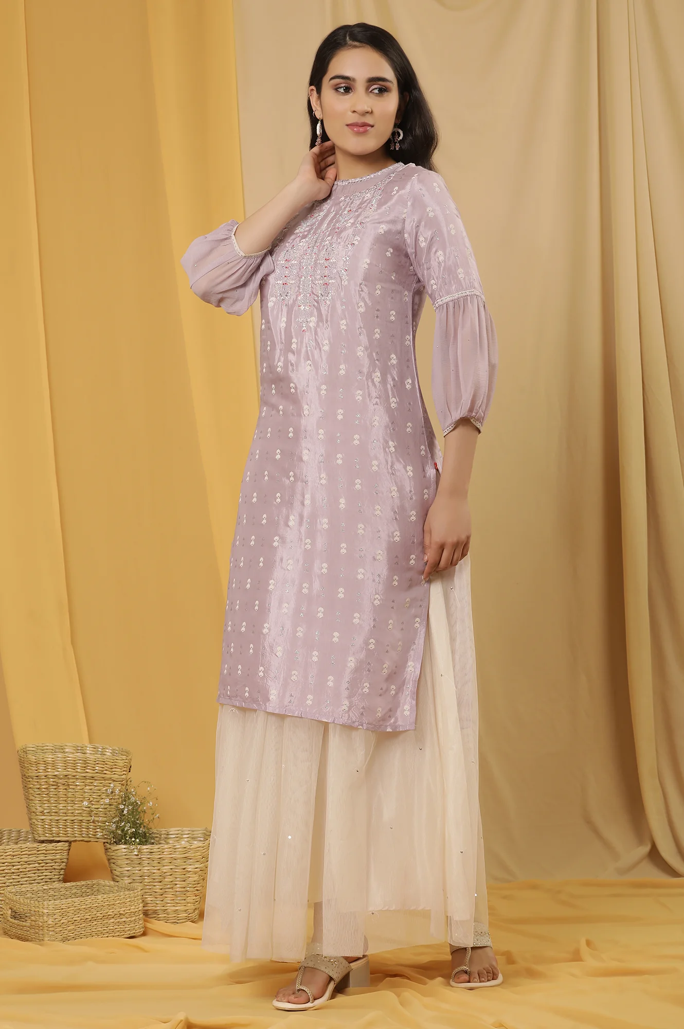 Lavender Shantung Embroidered Kurta And Mesh Skirt Set - Image 3