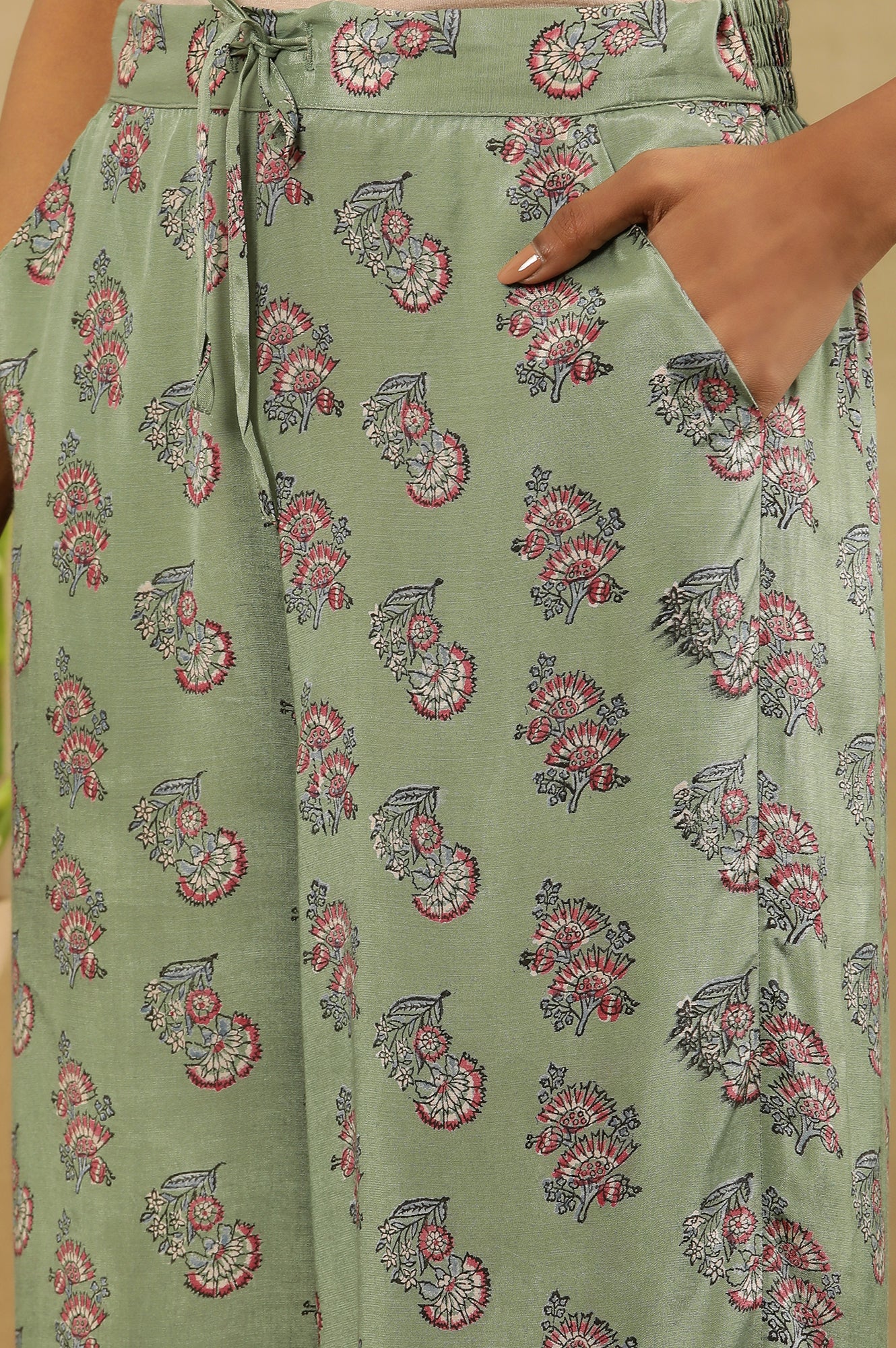 Light Green Block Printed Parallel Pants - Image 7