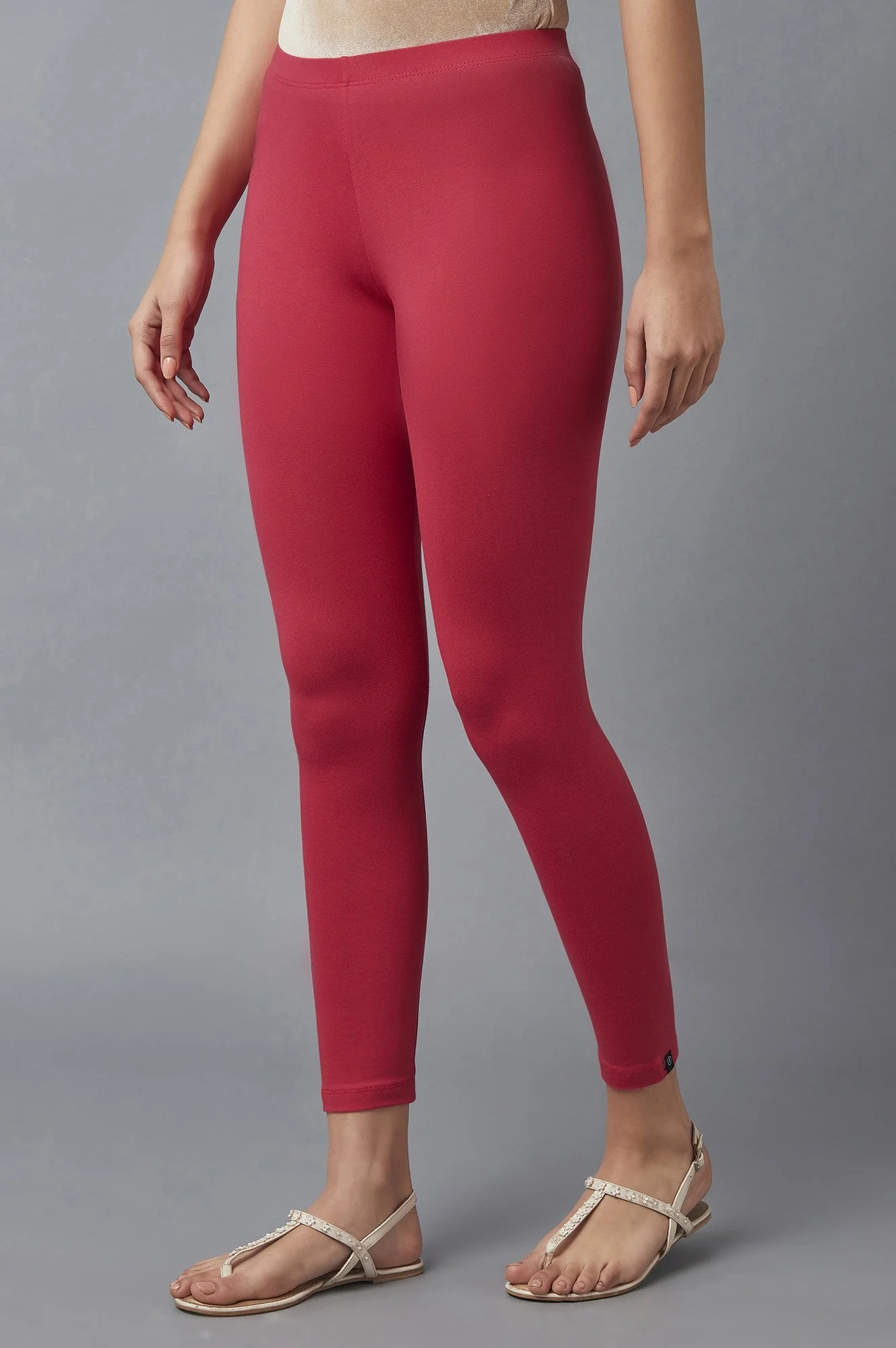 Red Solid Skinny Cotton Tights With Elasticated Waist - Image 3