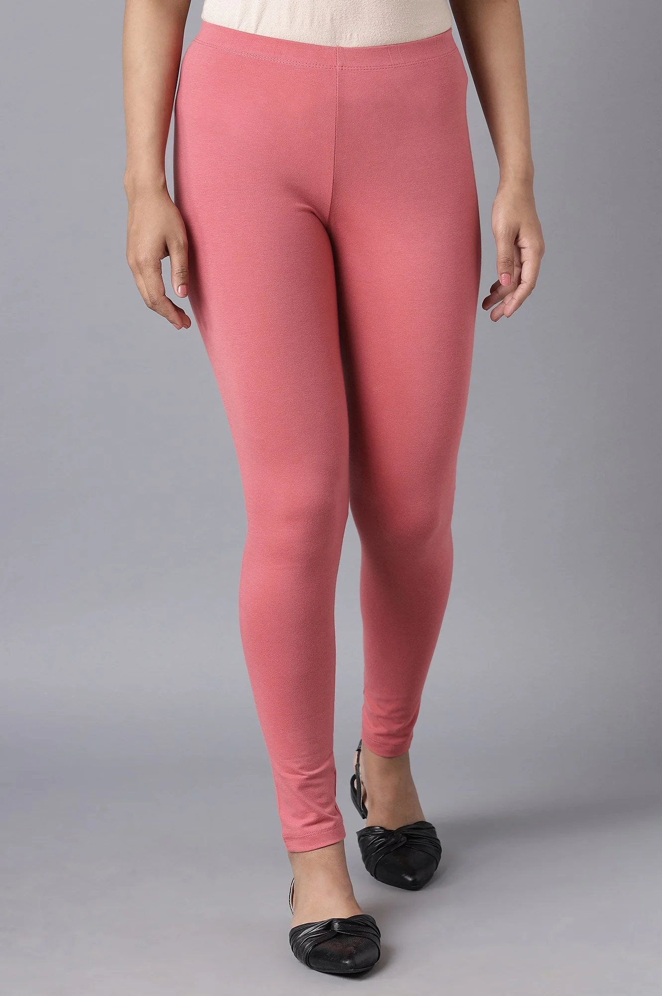 Maroon Solid Skinny Fit Cotton Tights With Elasticated Waist