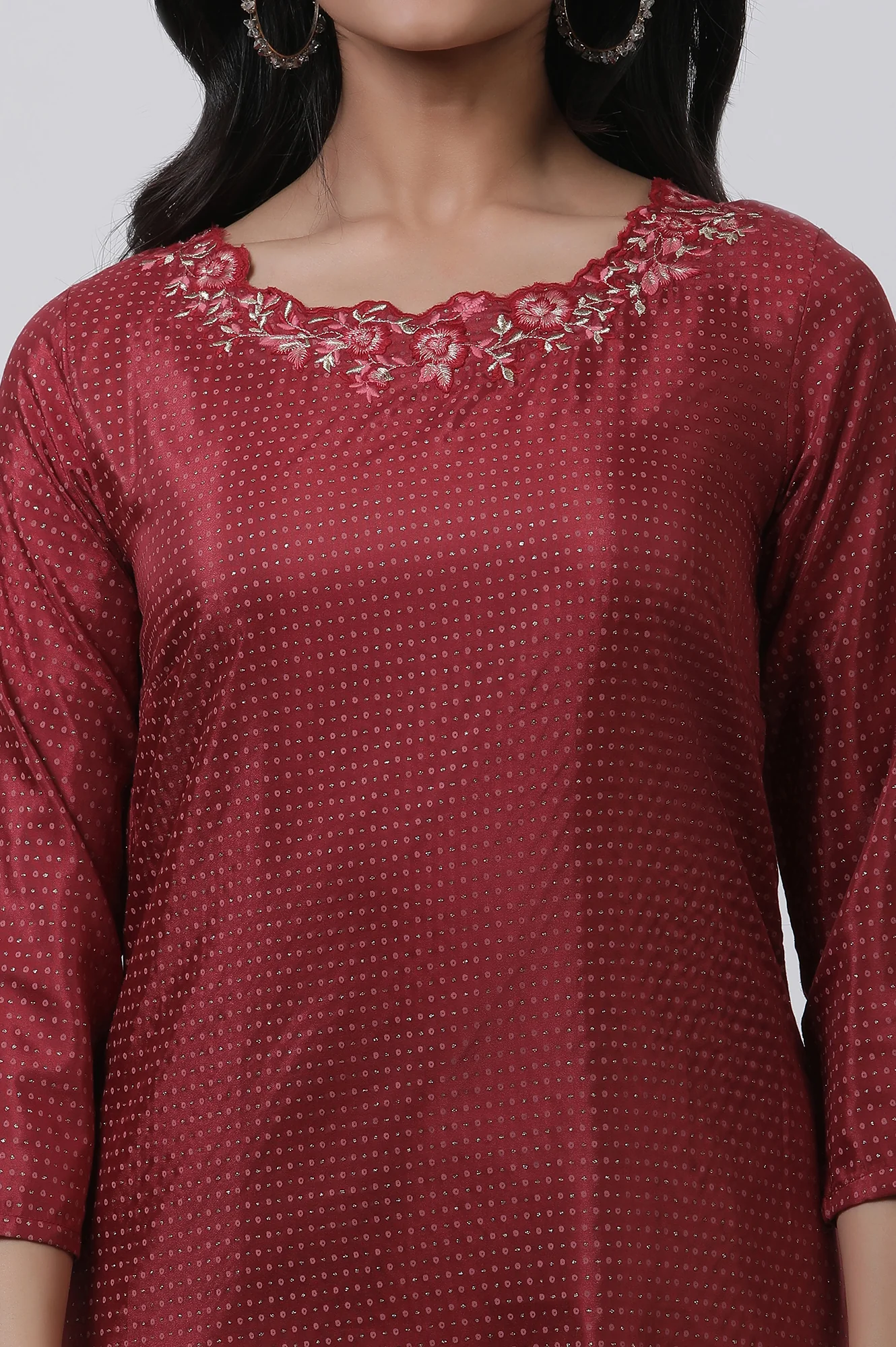 Maroon Embroidered Kurta And Pants Set - Image 6