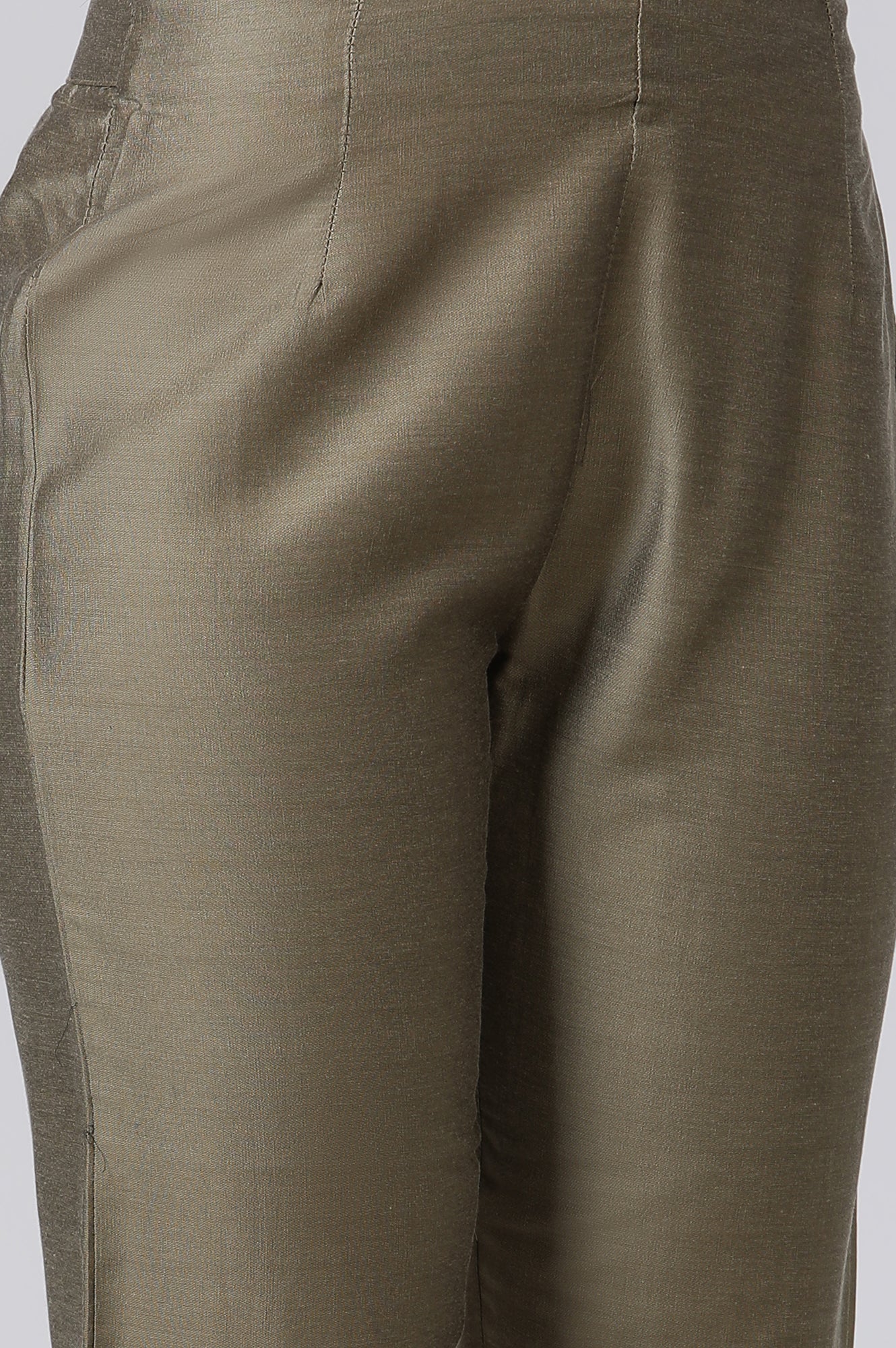Maroon Embroidered Kurta And Pants Set - Image 9