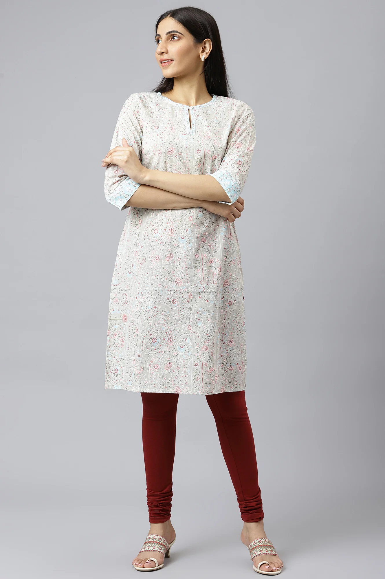 Maroon Knitted Churidar - Image 4