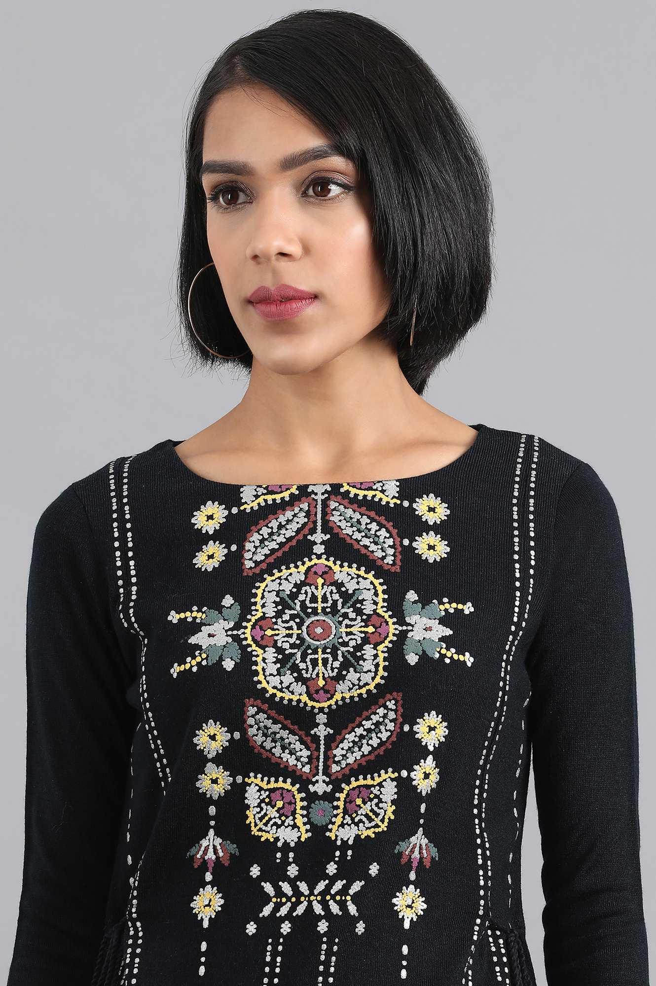 Navy Blue Round Neck Winter kurta - Image 5