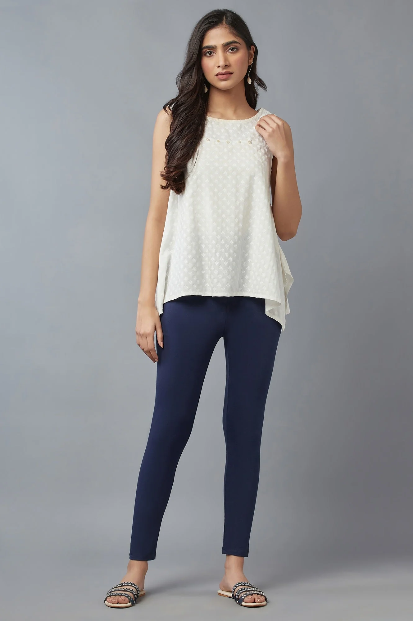 Navy Blue Solid Skinny Fit Cotton Tights - Image 5