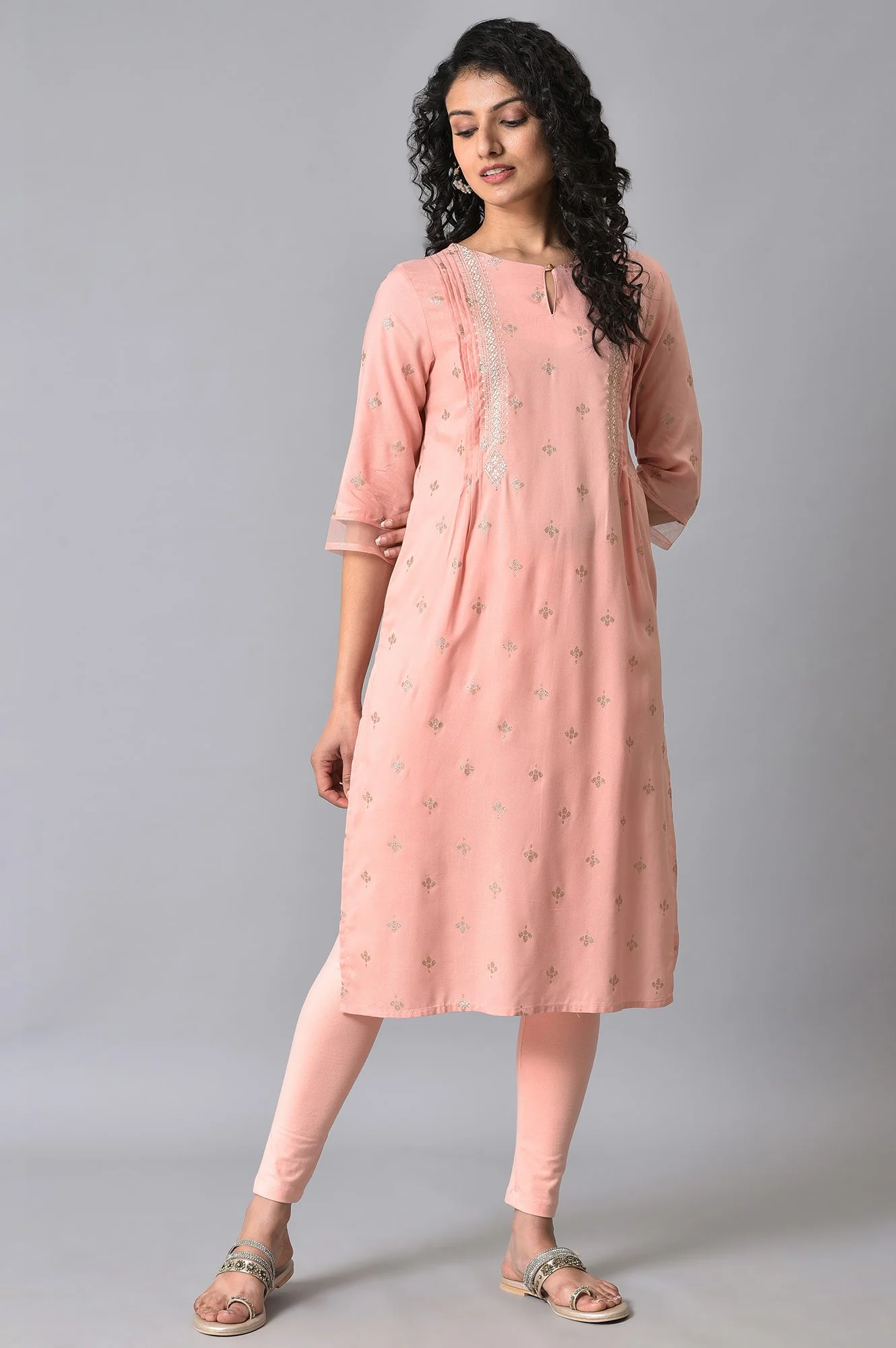 Peach Glitter Printed kurta - Image 6
