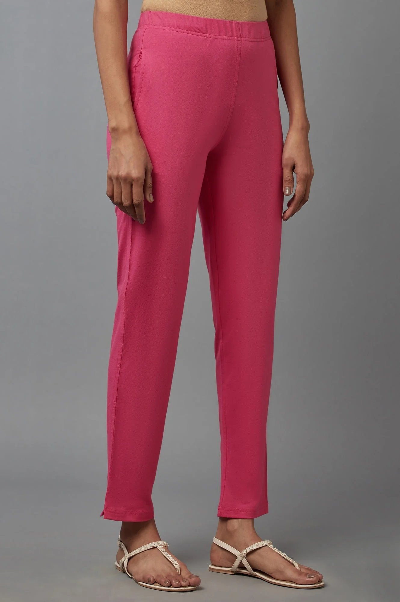 Pink Solid Flared Cotton Pants With Elasticated Waist - Image 4