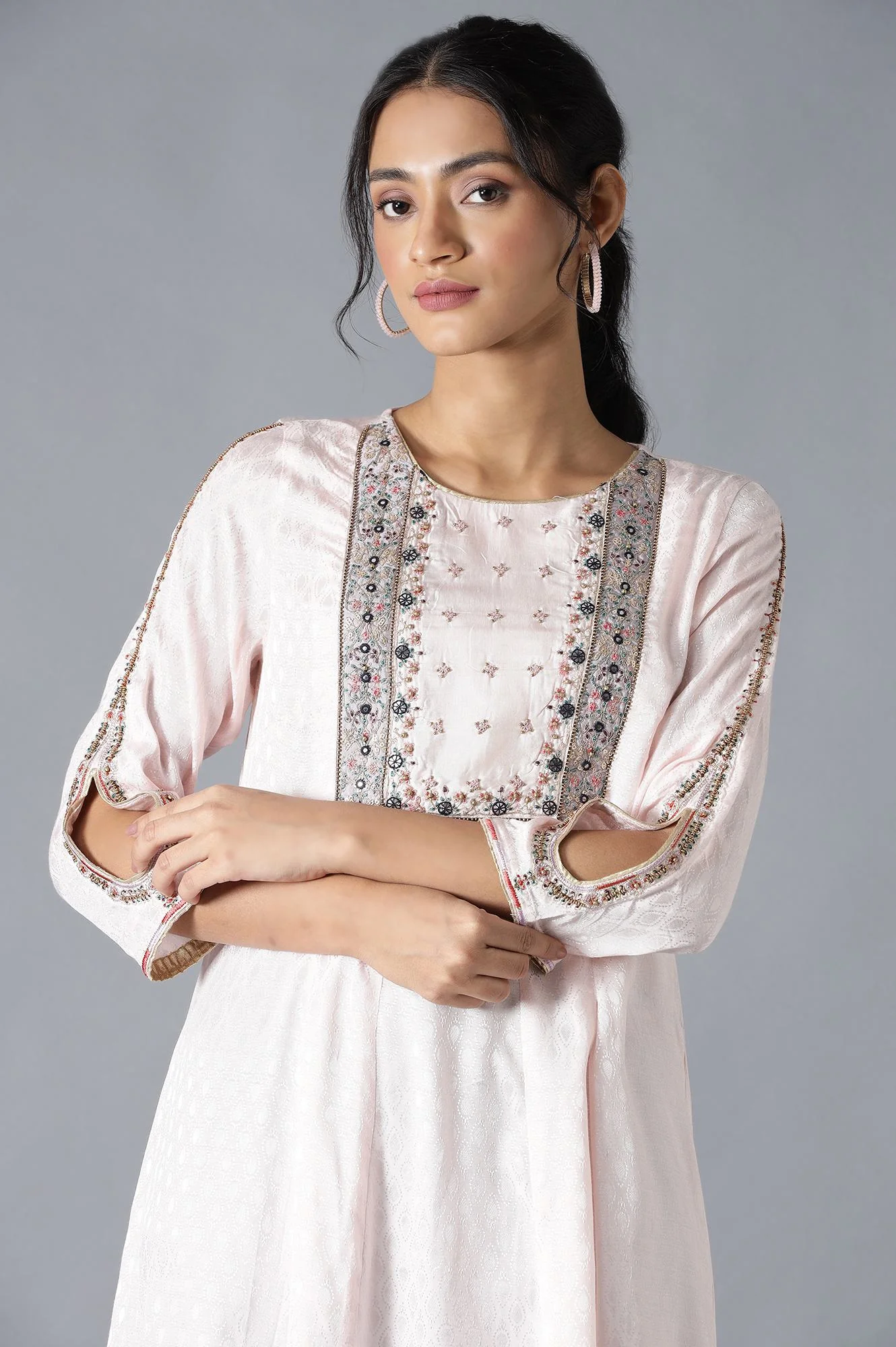 Pink Embroidered kurta - Image 5