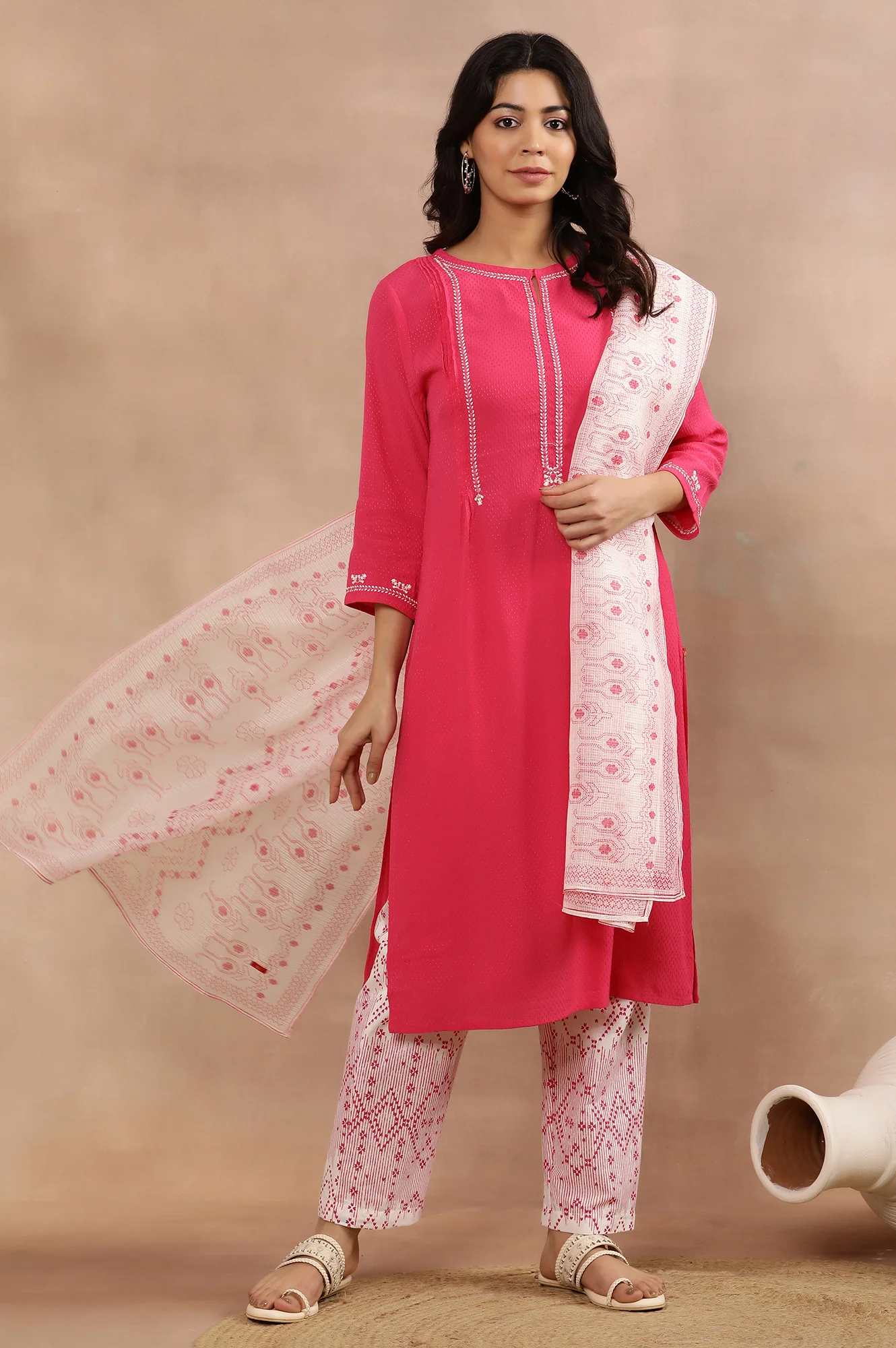 Pink Embroidered Textured Kurta, Pants And Dupatta Set - Image 2
