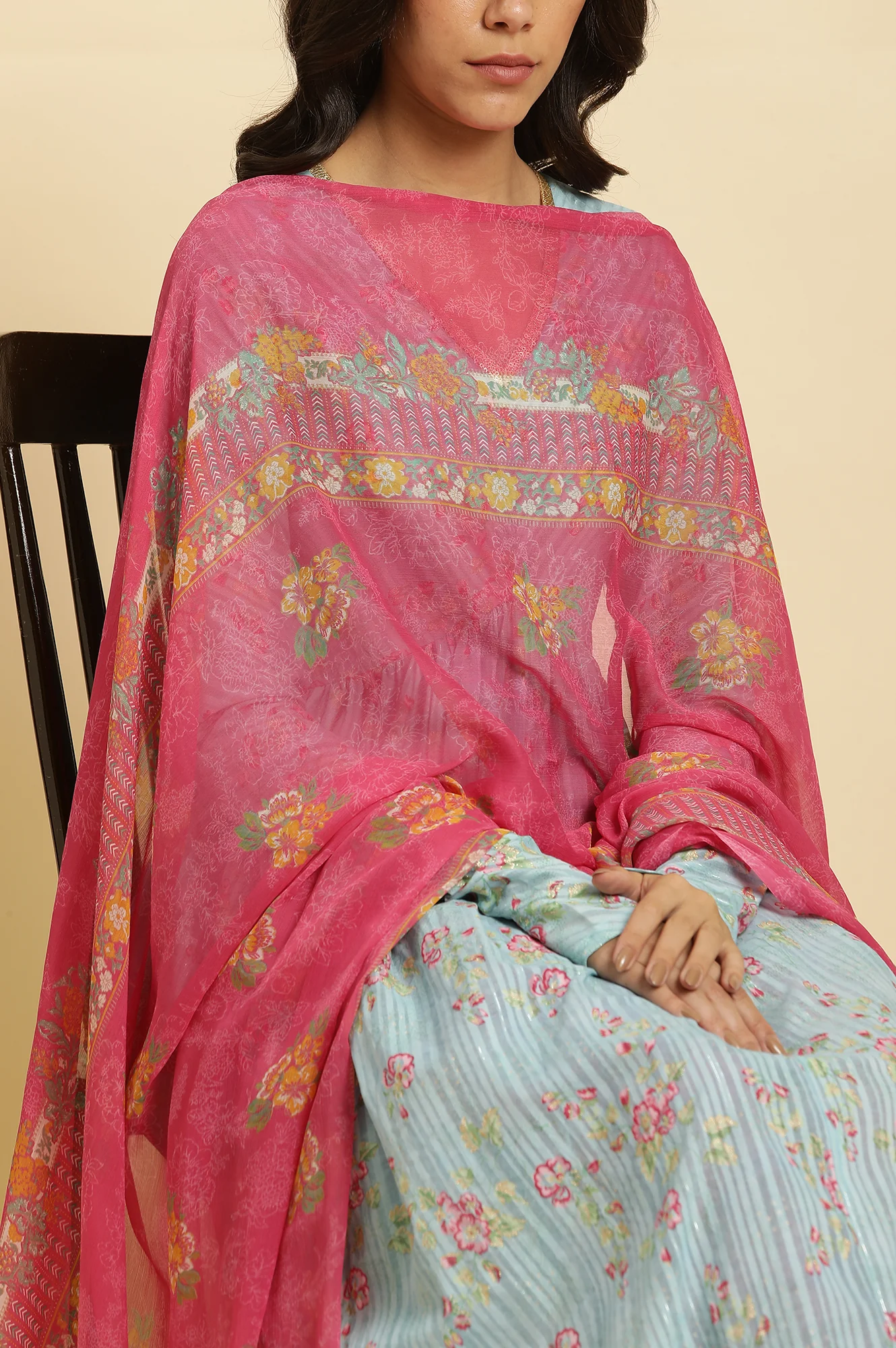 Pink Floral Printed Chiffon Dupatta - Image 4