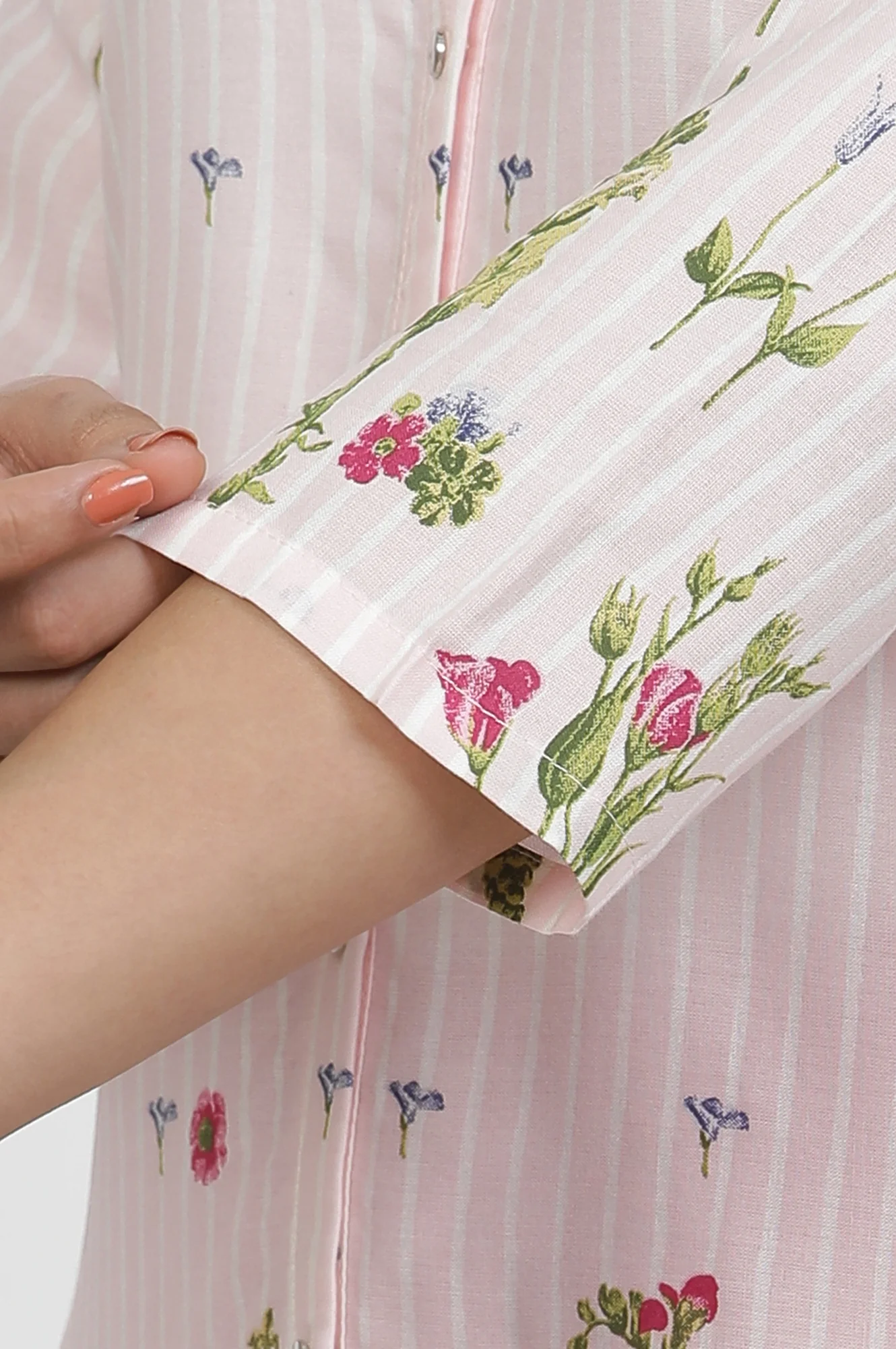 Pink Floral Printed Kurta And Tights Set - Image 7
