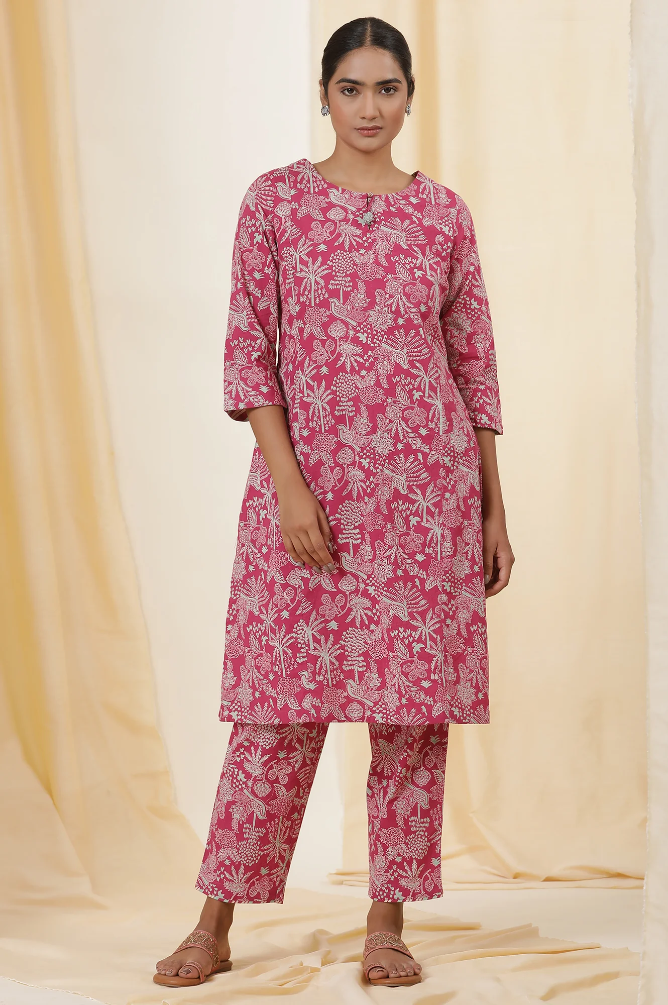 Pink Handblock Printed Cotton Kurta And Pants Co-Ord Set - Image 2