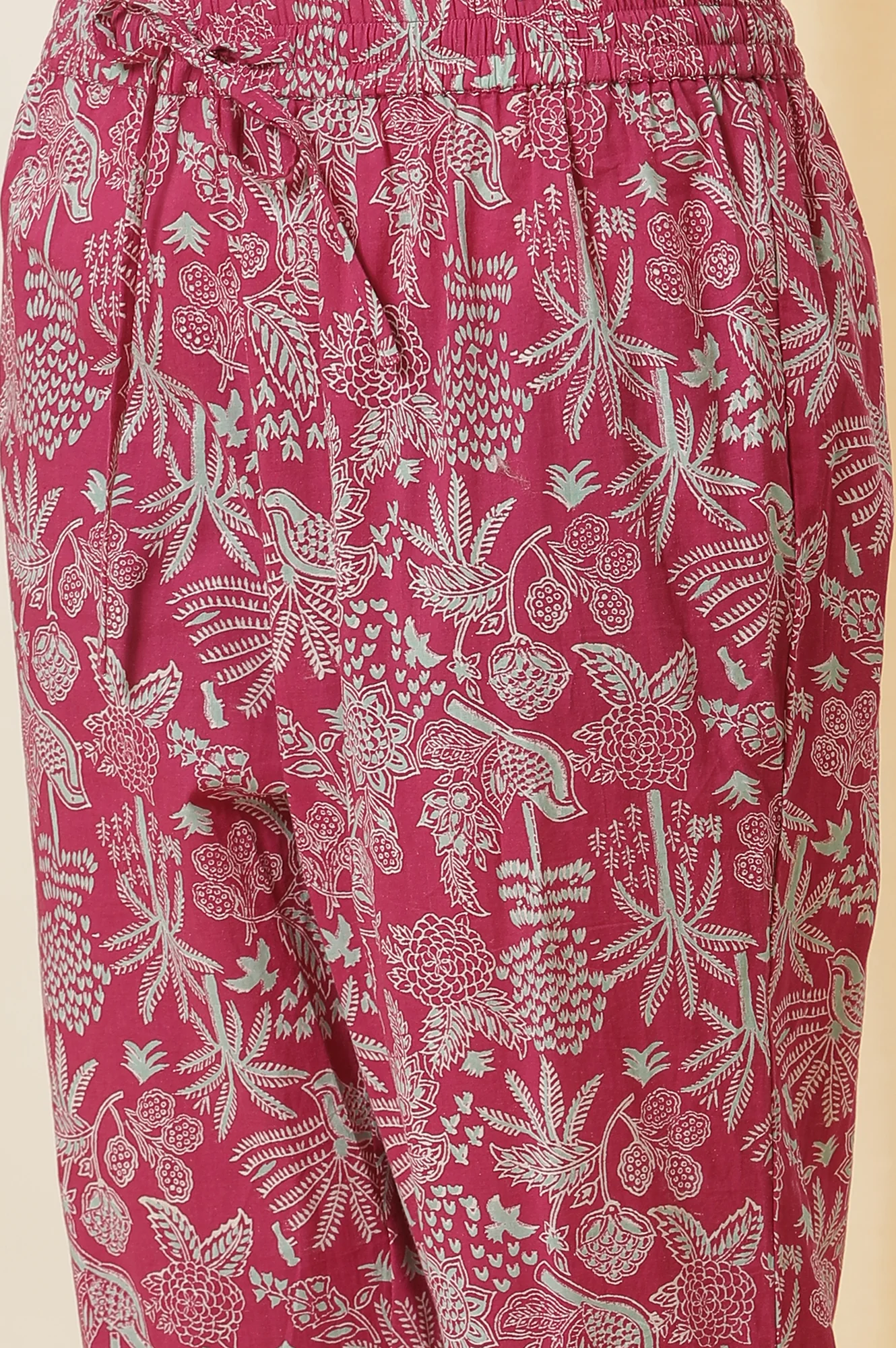 Pink Handblock Printed Cotton Kurta And Pants Co-Ord Set - Image 9