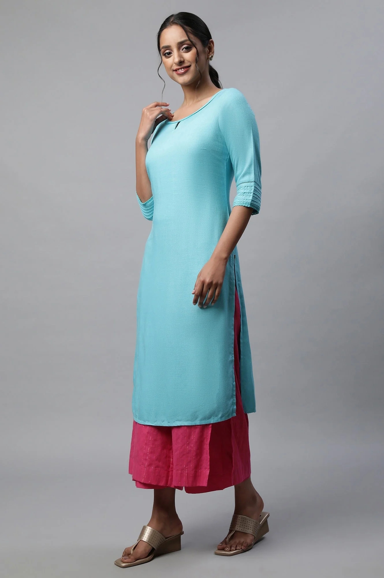 Pink Textured Straight Fit Cotton Palazzo With Drawstring Waist - Image 3
