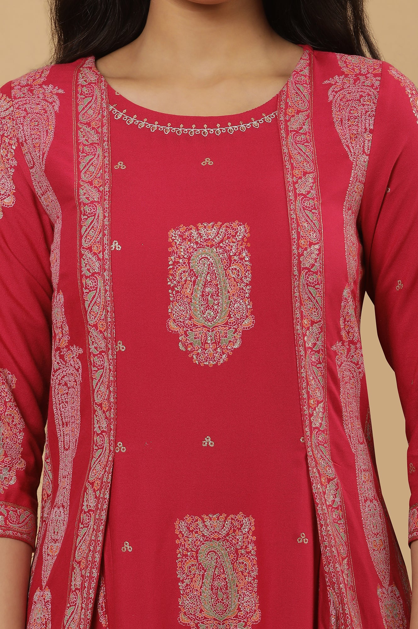 Pink Mock Layer Printed Kurta And Parallel Pants Set - Image 6