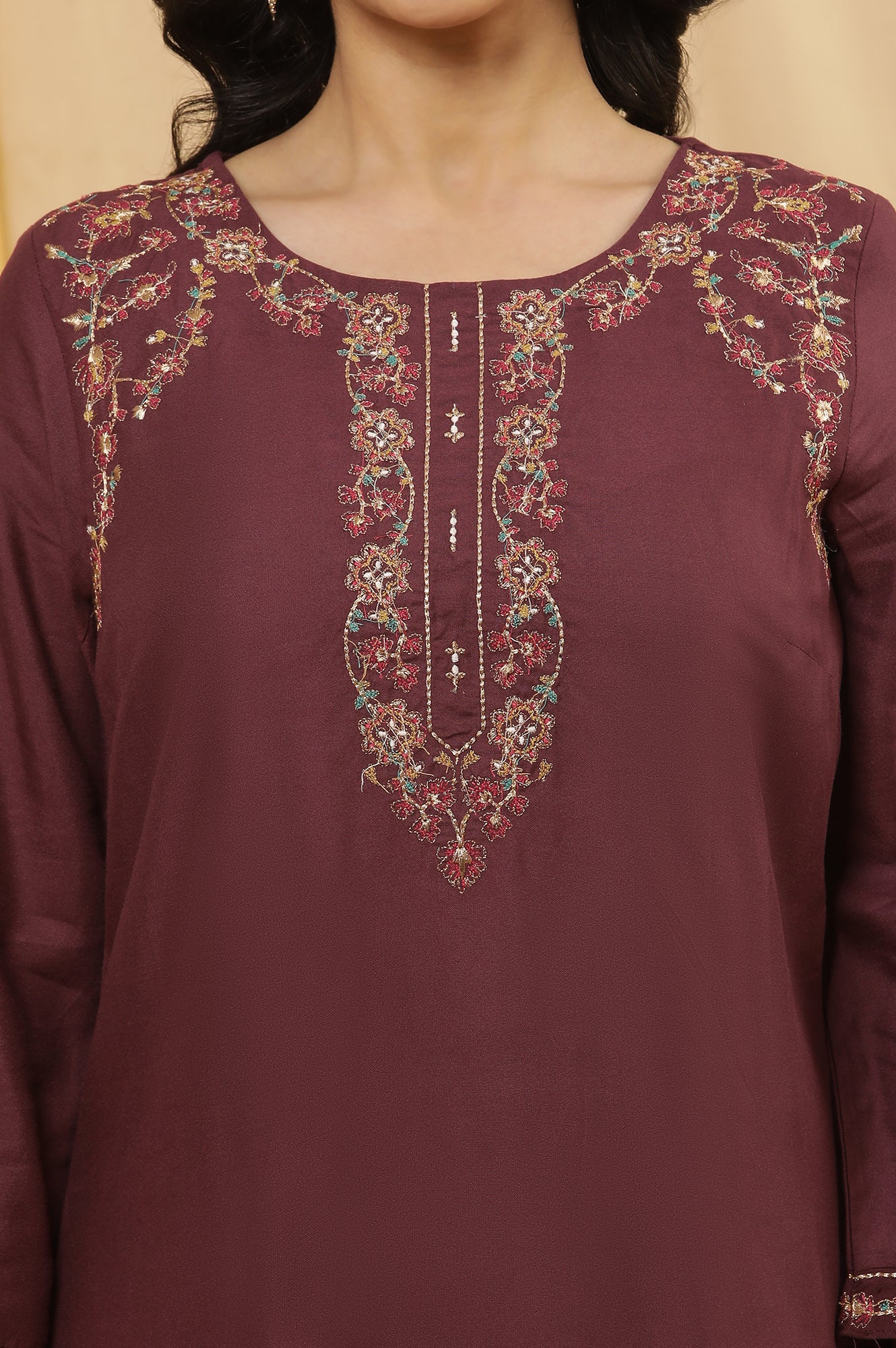 Purple Embroidered Kurta And Pants Set - Image 6