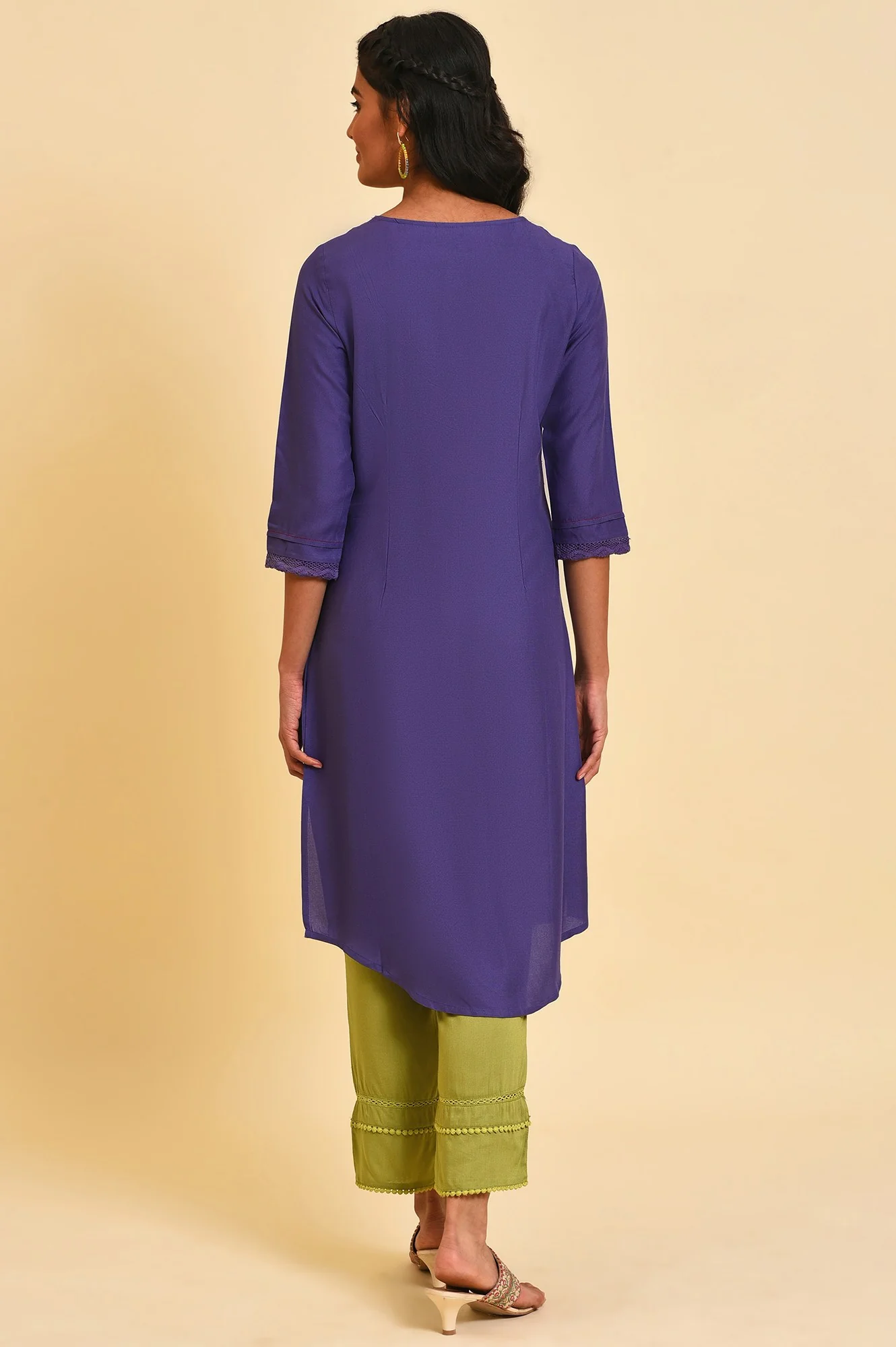 Purple Embroidered Straight kurta - Image 3