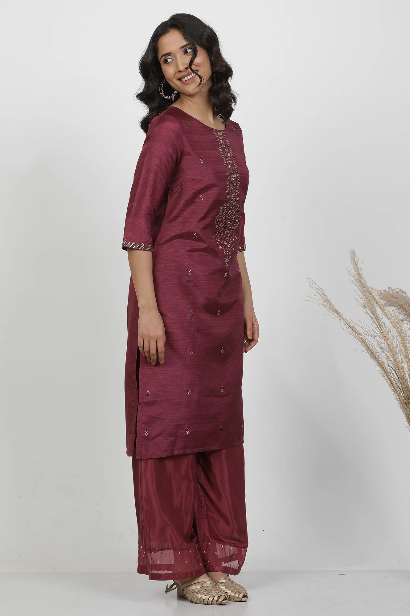 Purple Silk Mukaish Kurta And Parallel Pants Set - Image 5