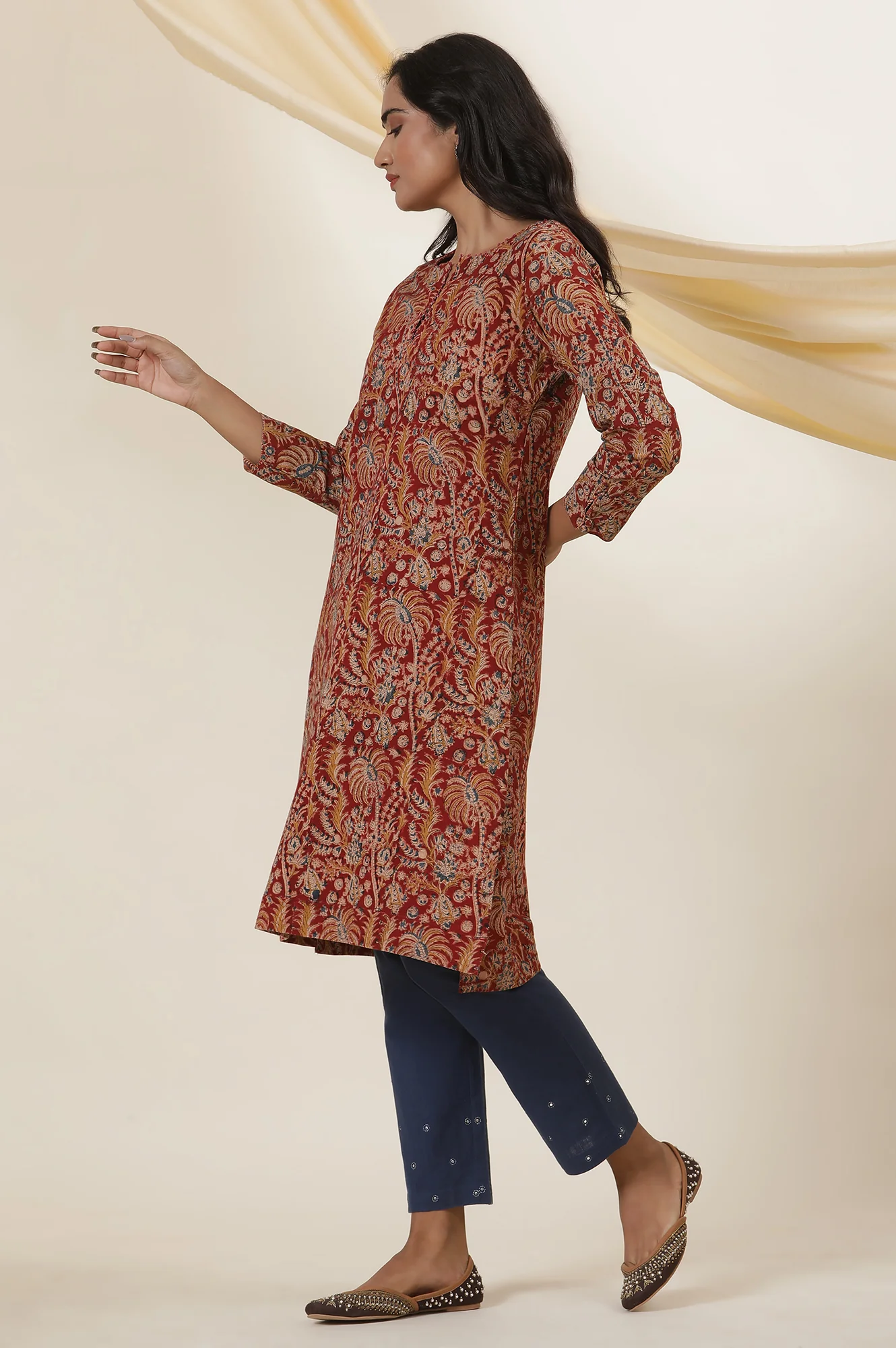 Red Block Printed Kurta In Cotton Flax - Image 3