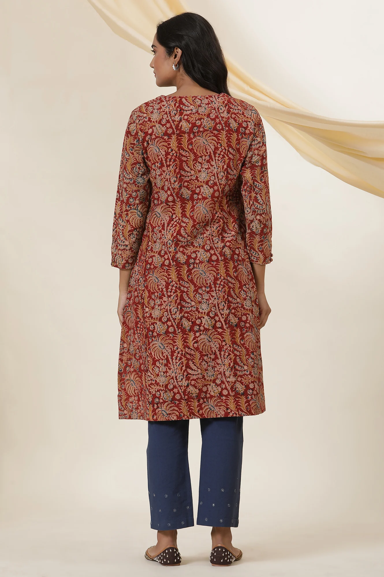 Red Block Printed Kurta In Cotton Flax - Image 4