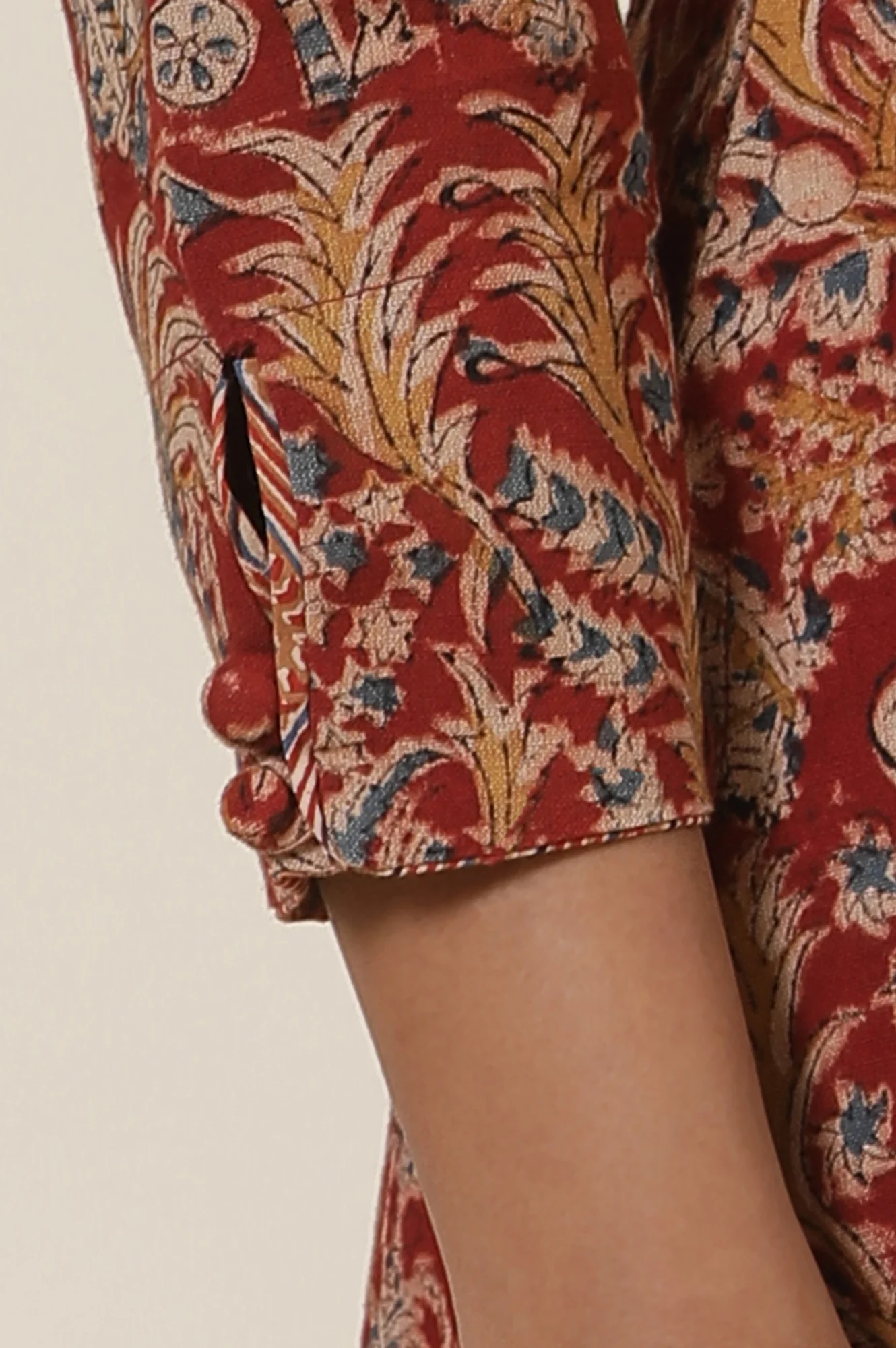 Red Block Printed Kurta In Cotton Flax - Image 8