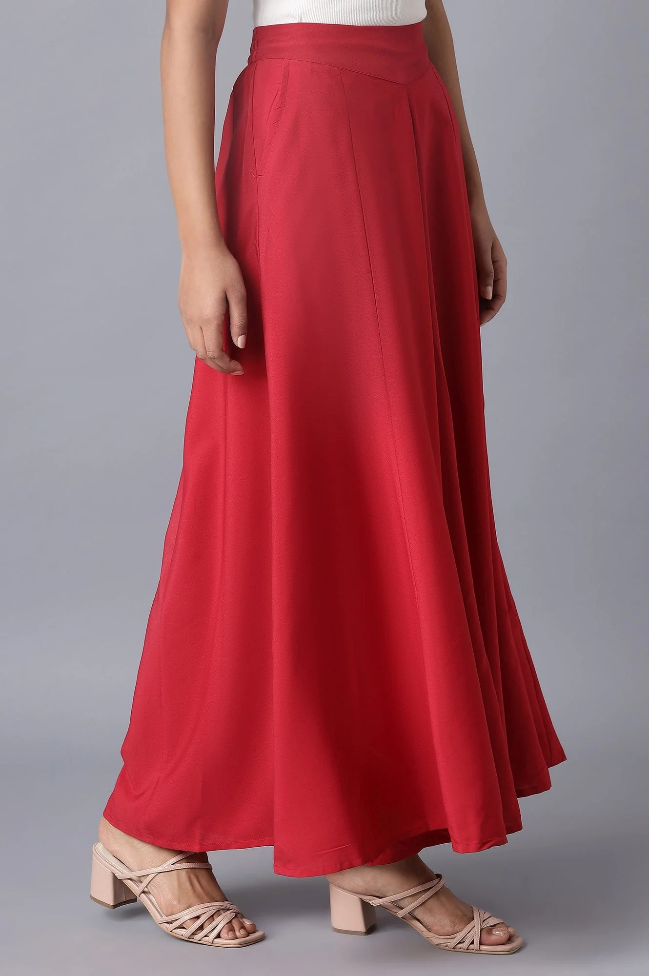 Red Solid Flared Woven Palazzo With Elasticated Waistband - Image 5