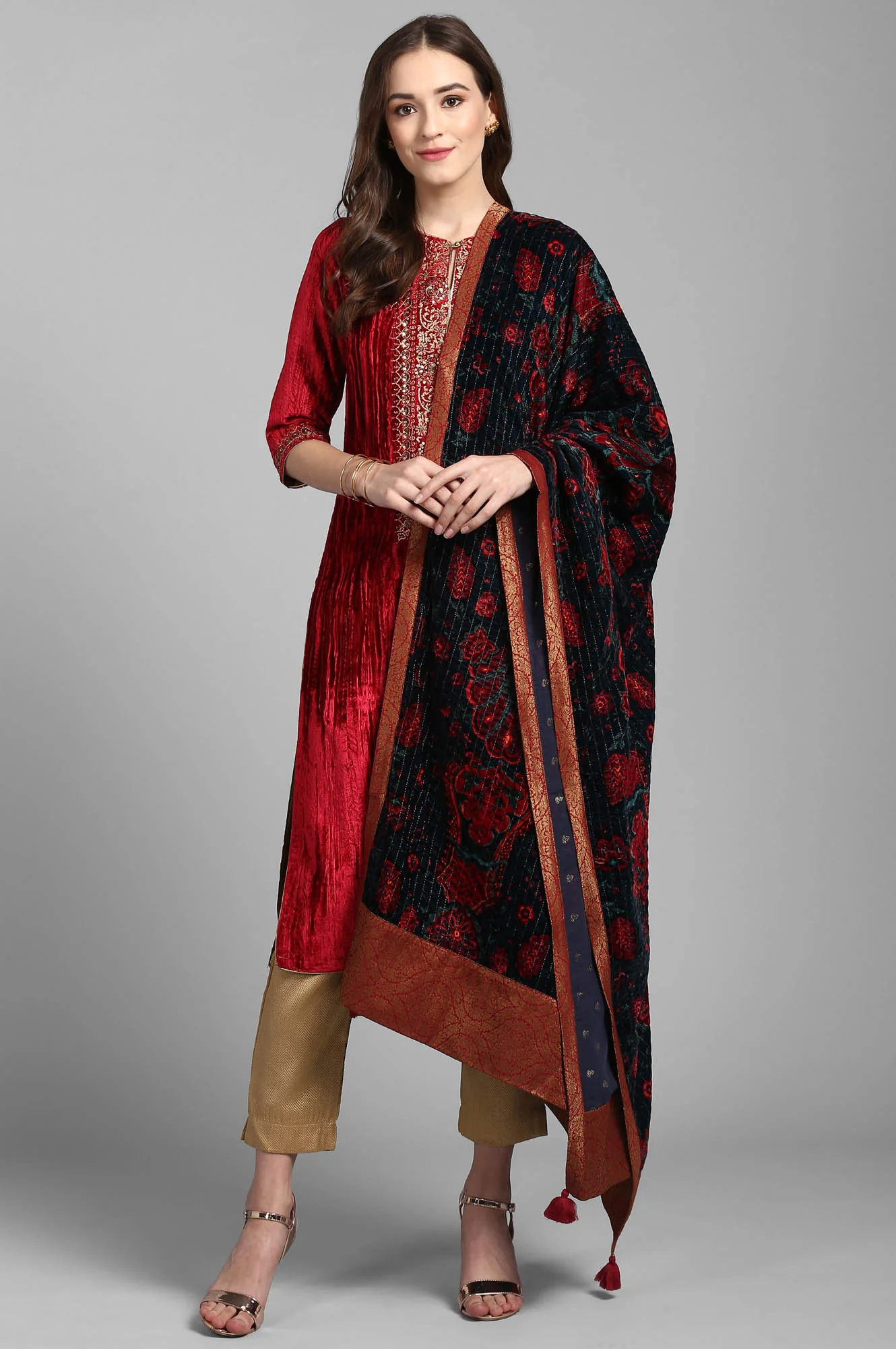 Red Round Neck Velvet Winter kurta - Image 2