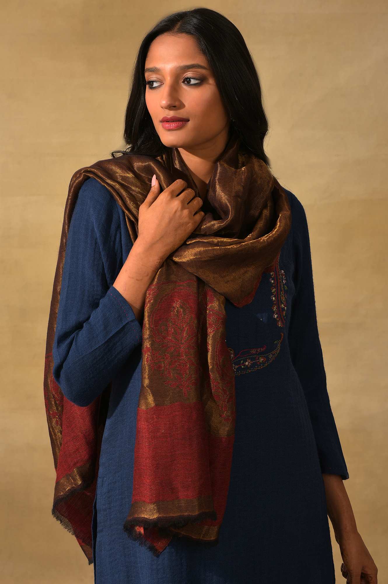 Red Yarn Dyed Woollen Shawl - Image 3