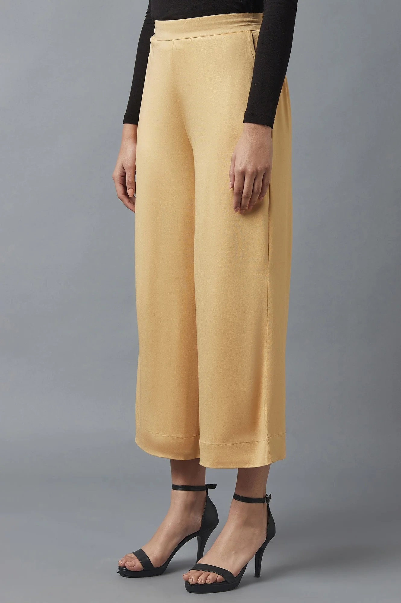 Gold Solid Straight Fit Cotton Palazzo With Side Pockets - Image 3