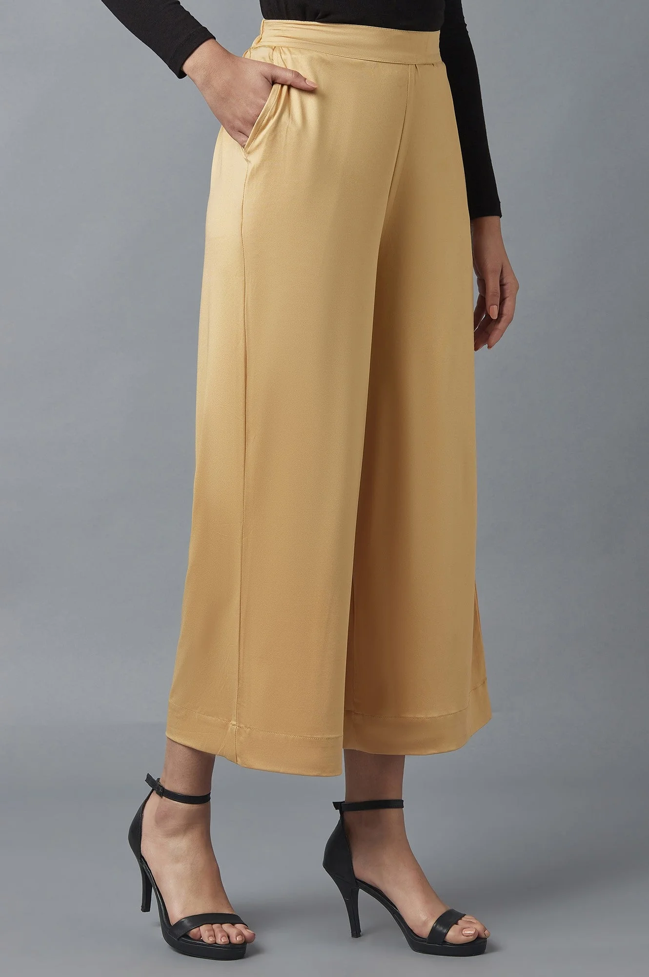 Gold Solid Straight Fit Cotton Palazzo With Side Pockets - Image 4