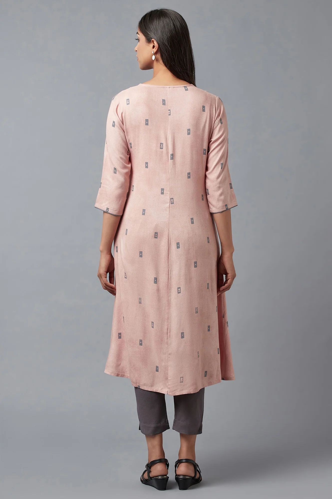 Salmon Pink kurta & Pants Set - Image 2
