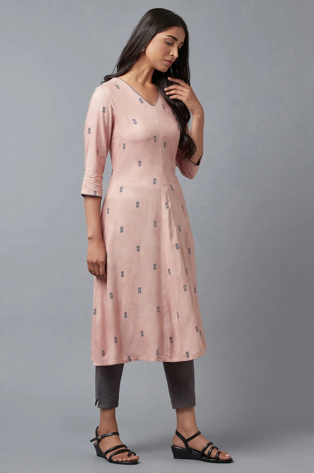 Salmon Pink kurta & Pants Set - Image 4