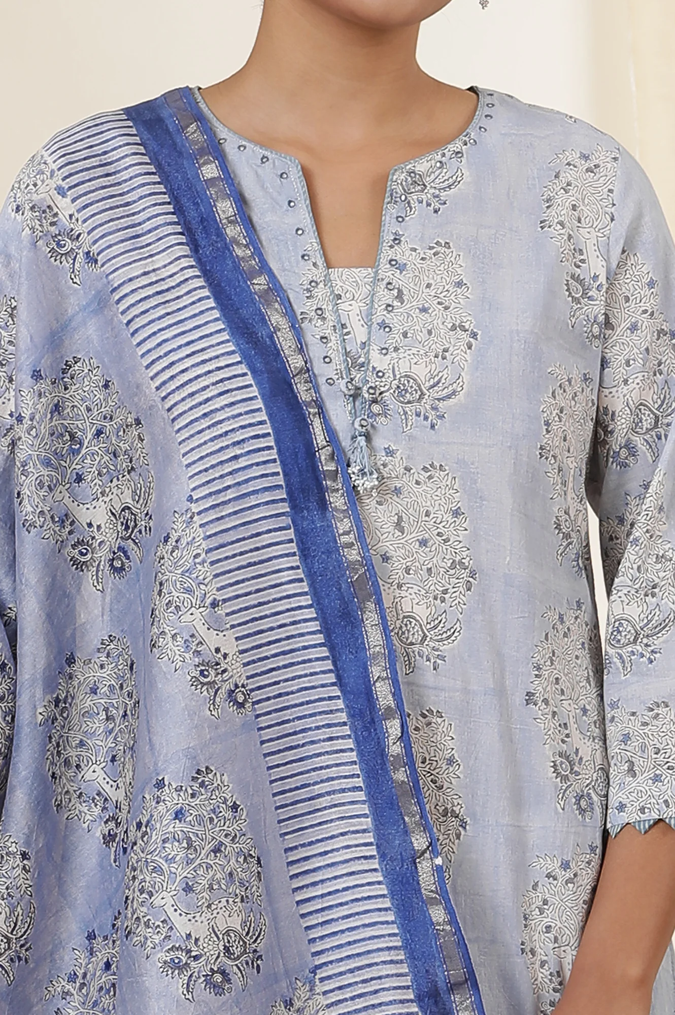 Snow Blue Block Printed Chanderi Drape - Image 4